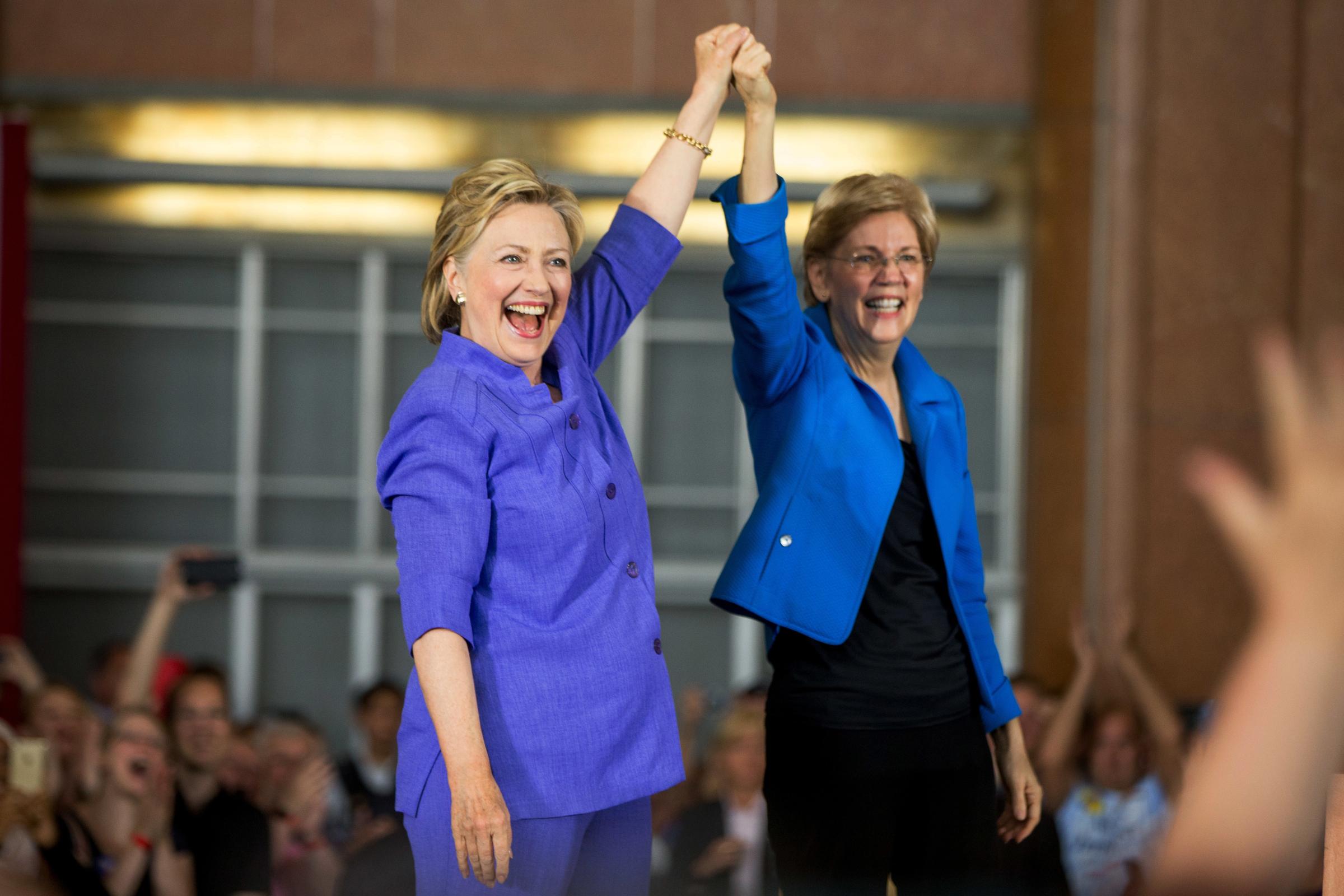 Hillary Clinton, Elizabeth Warren