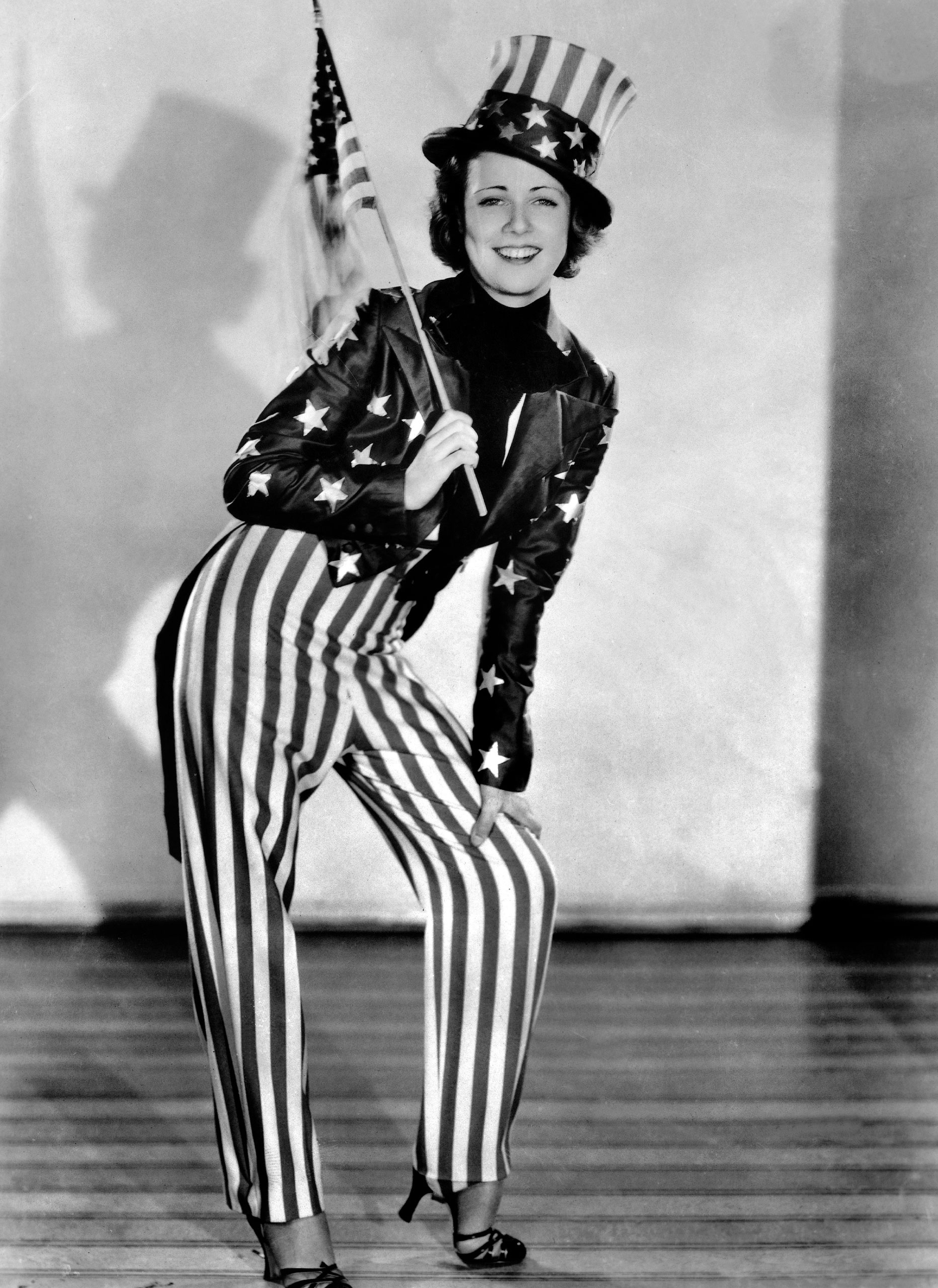 American Actress Gloria Shea rehearsing in New York to celebrate Independence Day on July 4, 1932.
