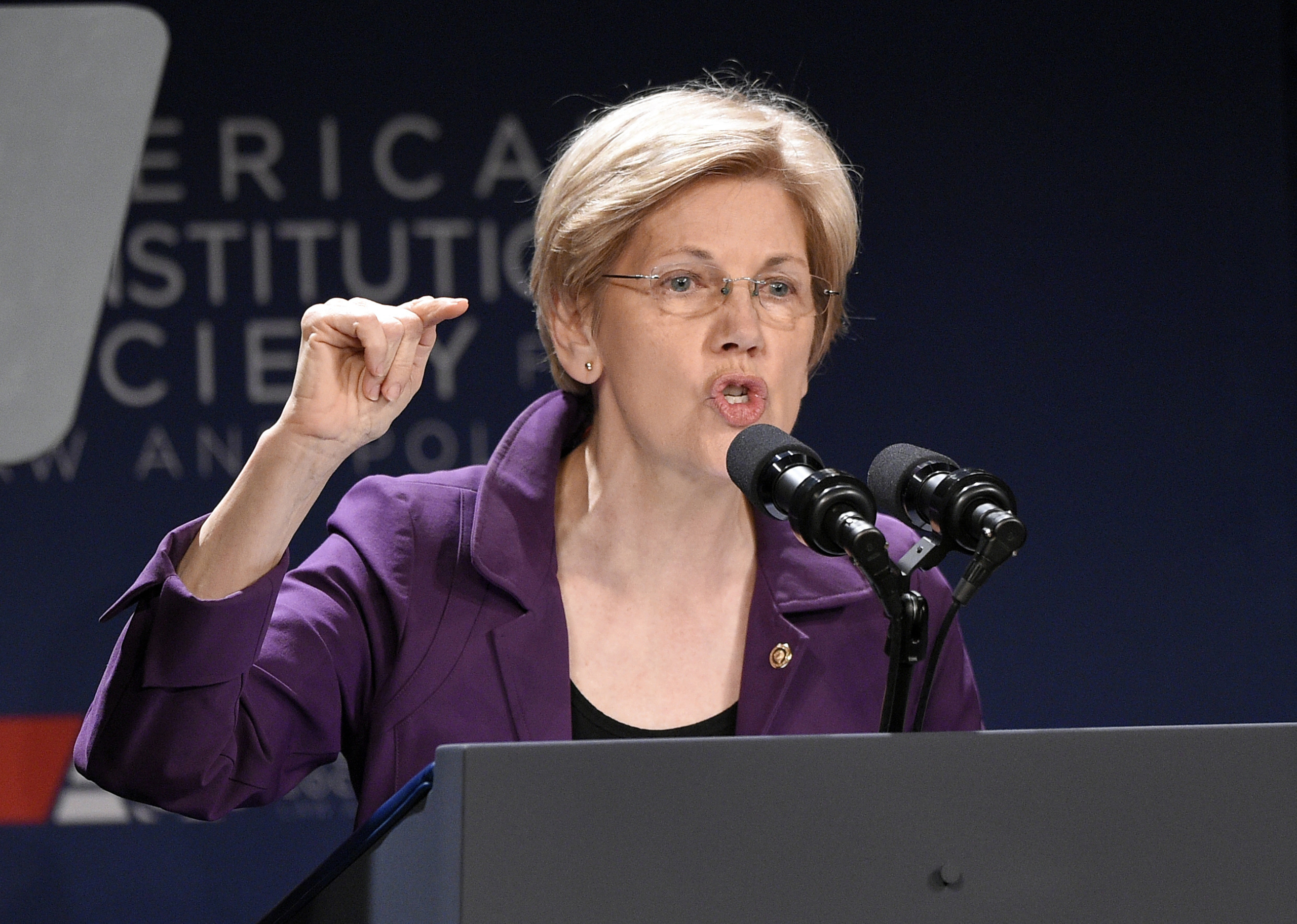Sen. Elizabeth Warren speaks in Washington, June 9, 2016. (Nick Wass—AP)