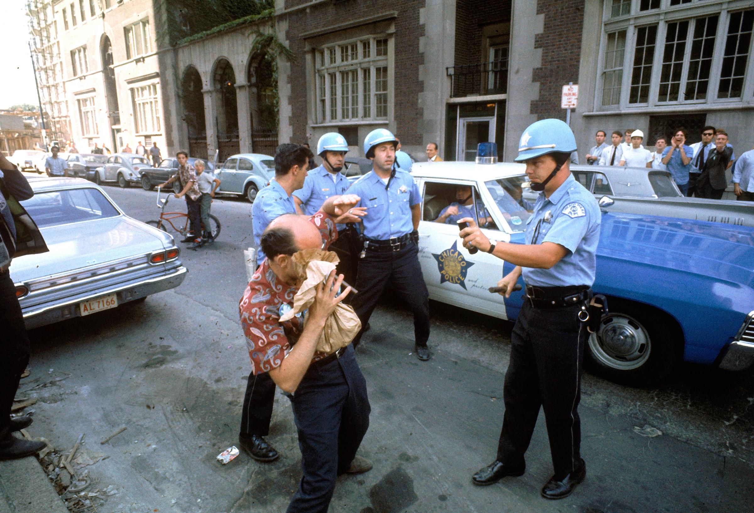 Democratic Convention riots in Chicago, 1968.