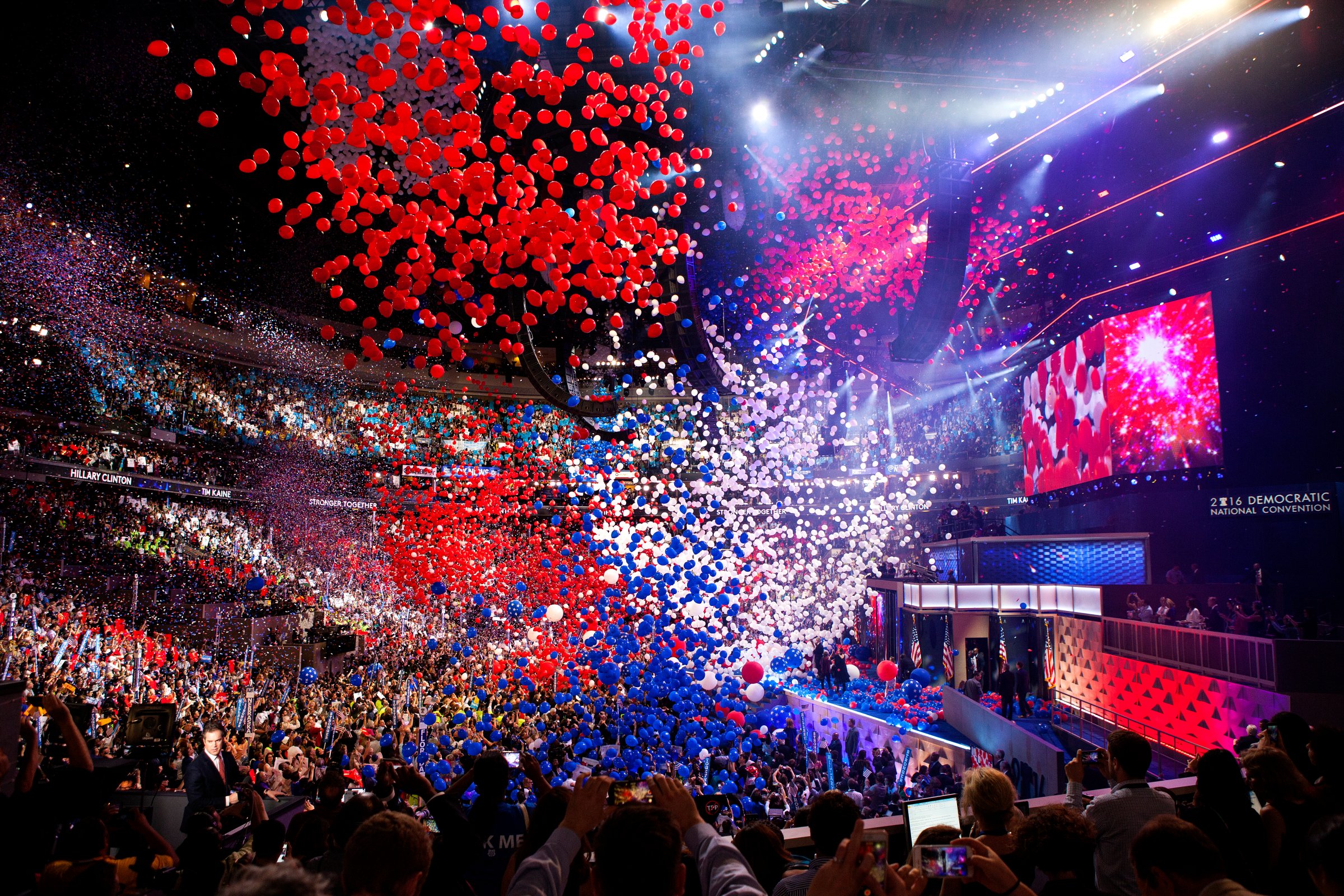Balloons drop at the conclusion of the Democratic National Convention in Philadelphia on July 28, 2016.