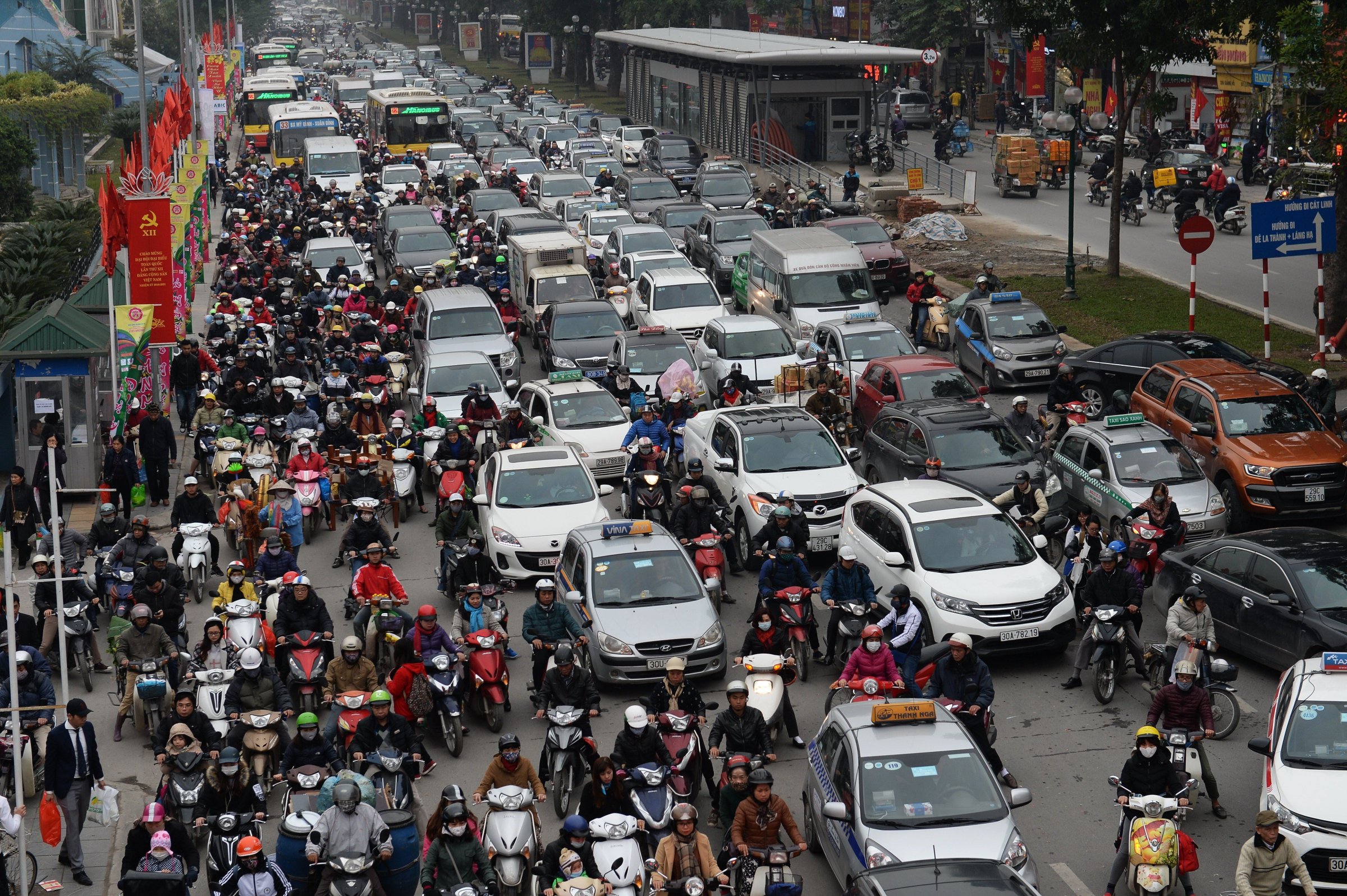 https://www.theguardian.com/cities/2016/jul/18/long-wait-hanoi-metro-vietnam-motorbike