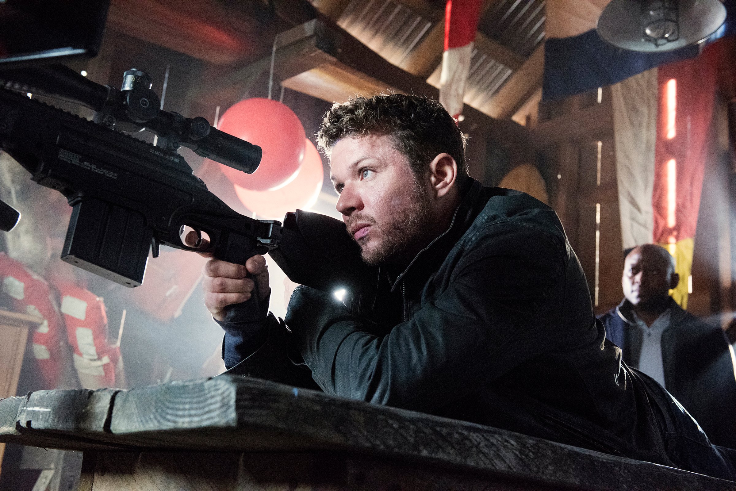 Ryan Phillippe as Bob Lee Swagger in the pilot episode of Shooter.