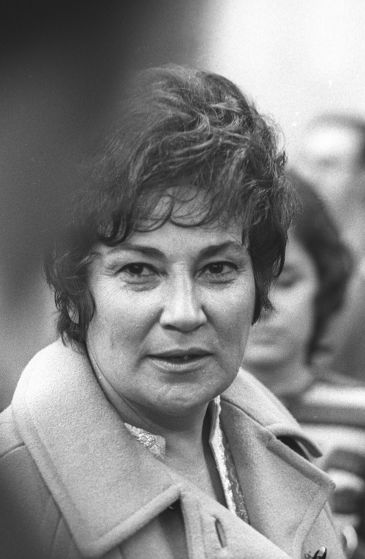 Bella Abzug benefit for Bella Abzug on Feb. 1, 1971 at Katz's Deli in New York City. (Ron Galella—WireImage/Getty images)