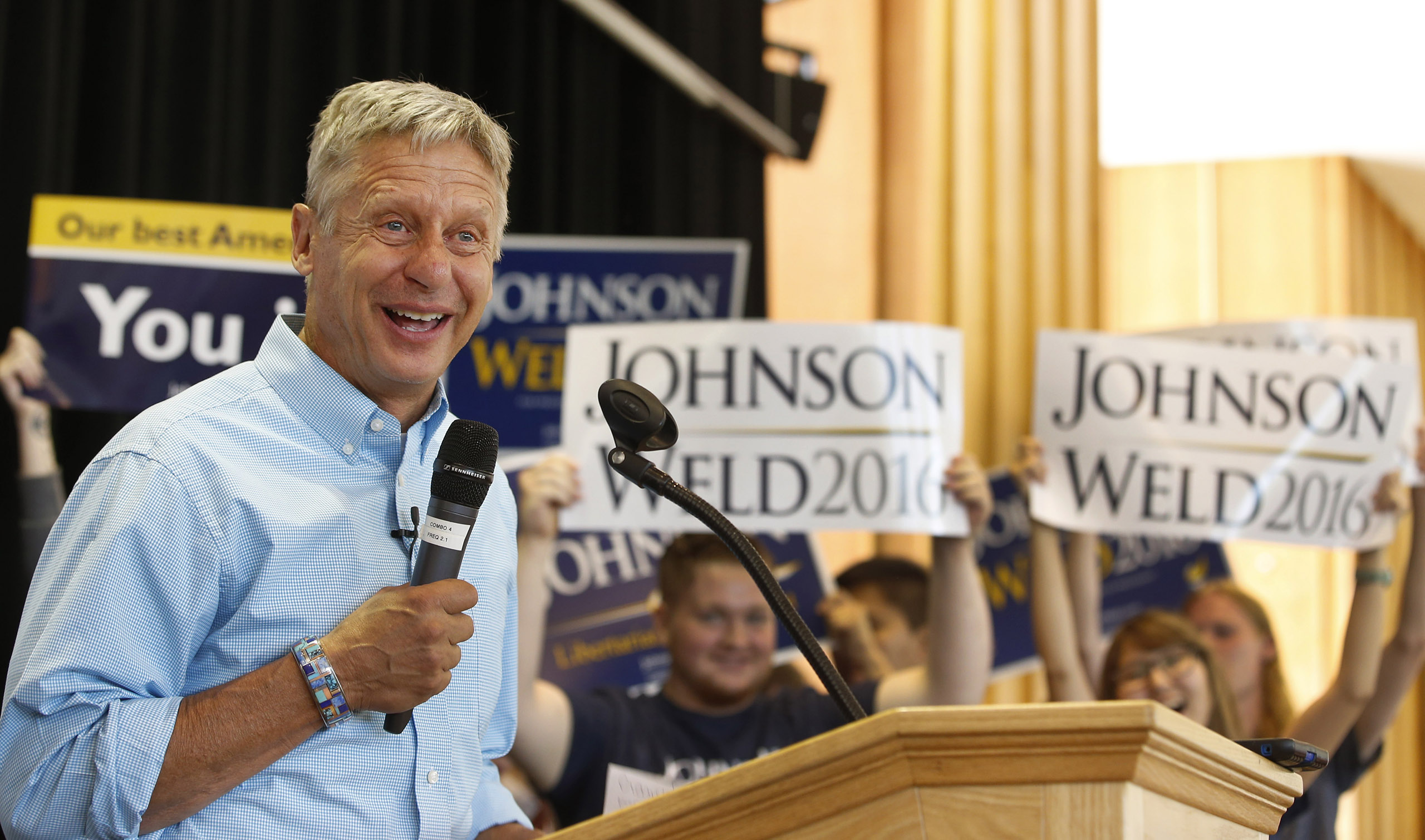 Libertarian presidential candidate Gary Johnson talks to a crowd of supporters at a rally in Salt Lake City, Utah, on Aug. 6, 2016. (George Frey—Getty Images)