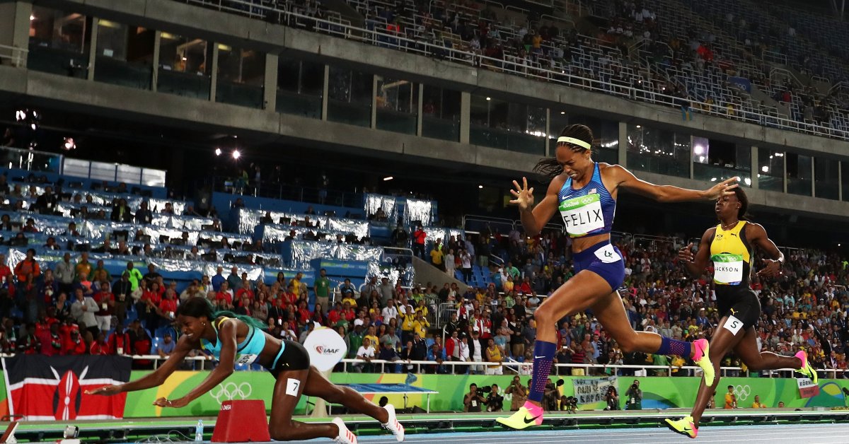 Бегун пробежал 350 метров за 50. Рио де Жанейро 2016 легкая атлетика. Багамская бегунья Шон Миллер. Rio 2016 Allyson Felix. Спринт 400 метров.