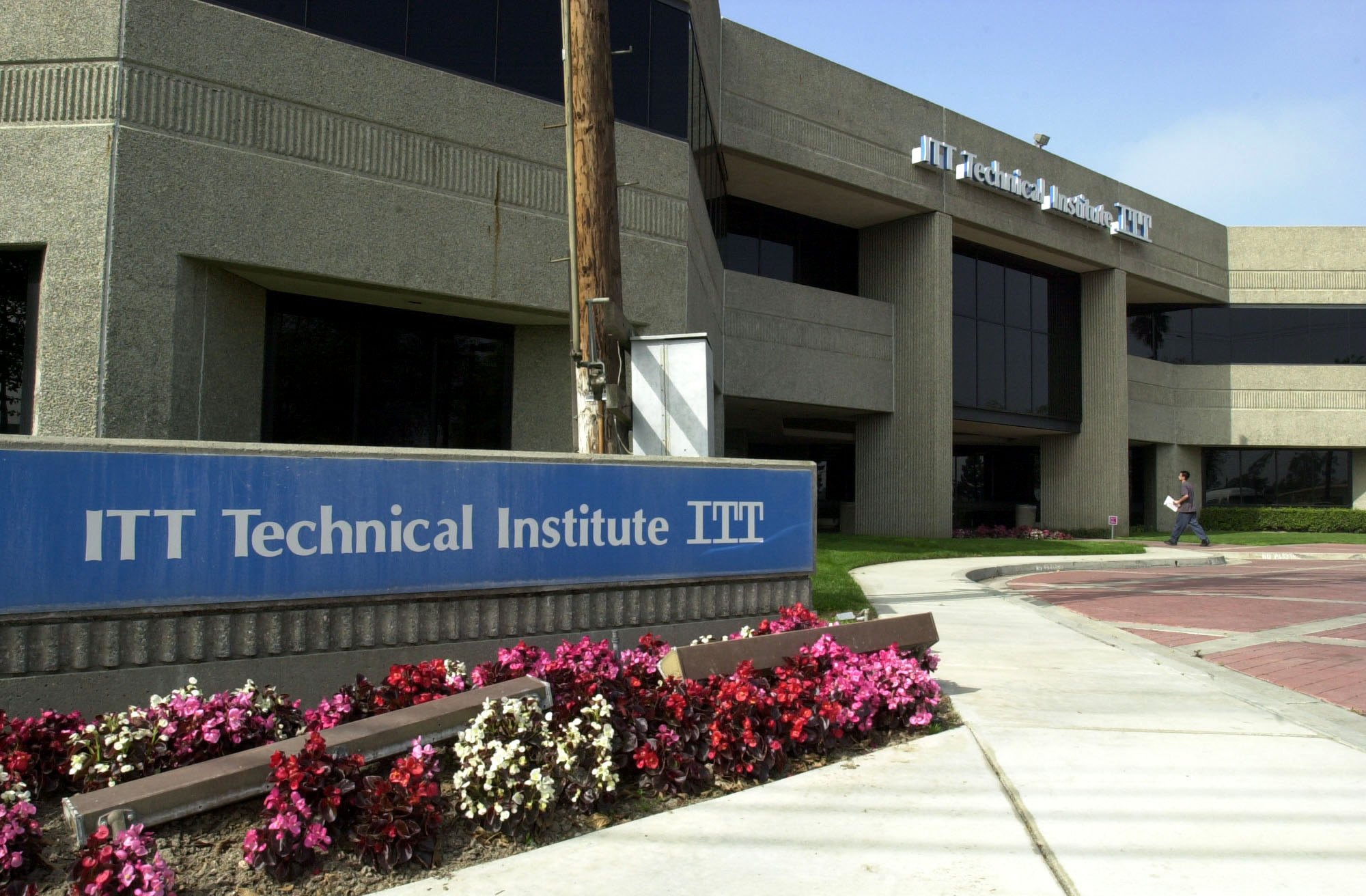 The campus of ITT Technical Institute in Anaheim, Calif., on March 15, 2004. (Susan Goldman—Bloomberg/Getty Images)