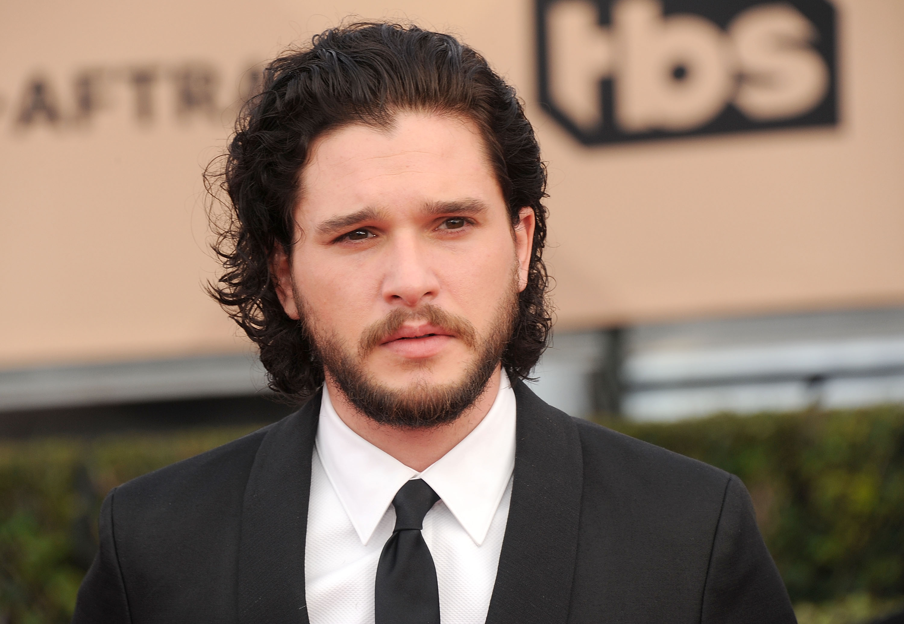Actor Kit Harington arrives at the 22nd Annual Screen Actors Guild Awards at The Shrine Auditorium on January 30, 2016 in Los Angeles, California. (Gregg DeGuire&mdash;WireImage/Getty Images)