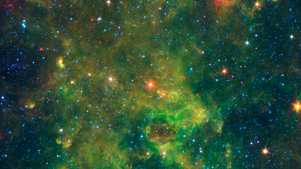 An age-defying star designated as IRAS 19312+1950 exhibits features characteristic of a very young star and a very old star. (NASA/JPL-Caltech)
