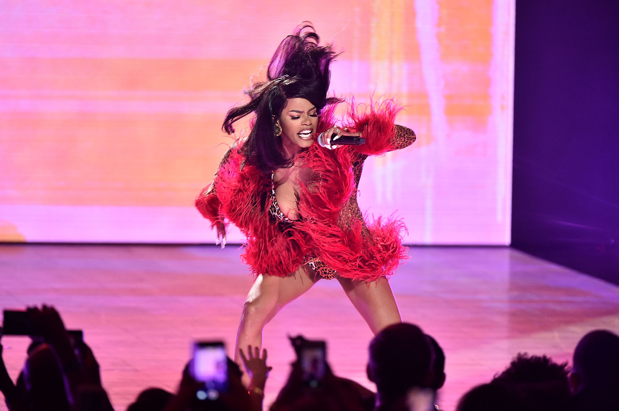 Teyana Taylor performs onstage during the VH1 Hip Hop Honors: All Hail The Queens at David Geffen Hall on July 11, 2016 in New York City.  (Photo by Theo Wargo/Getty Images for VH1) (Theo Wargo&mdash;Getty Images for VH1)
