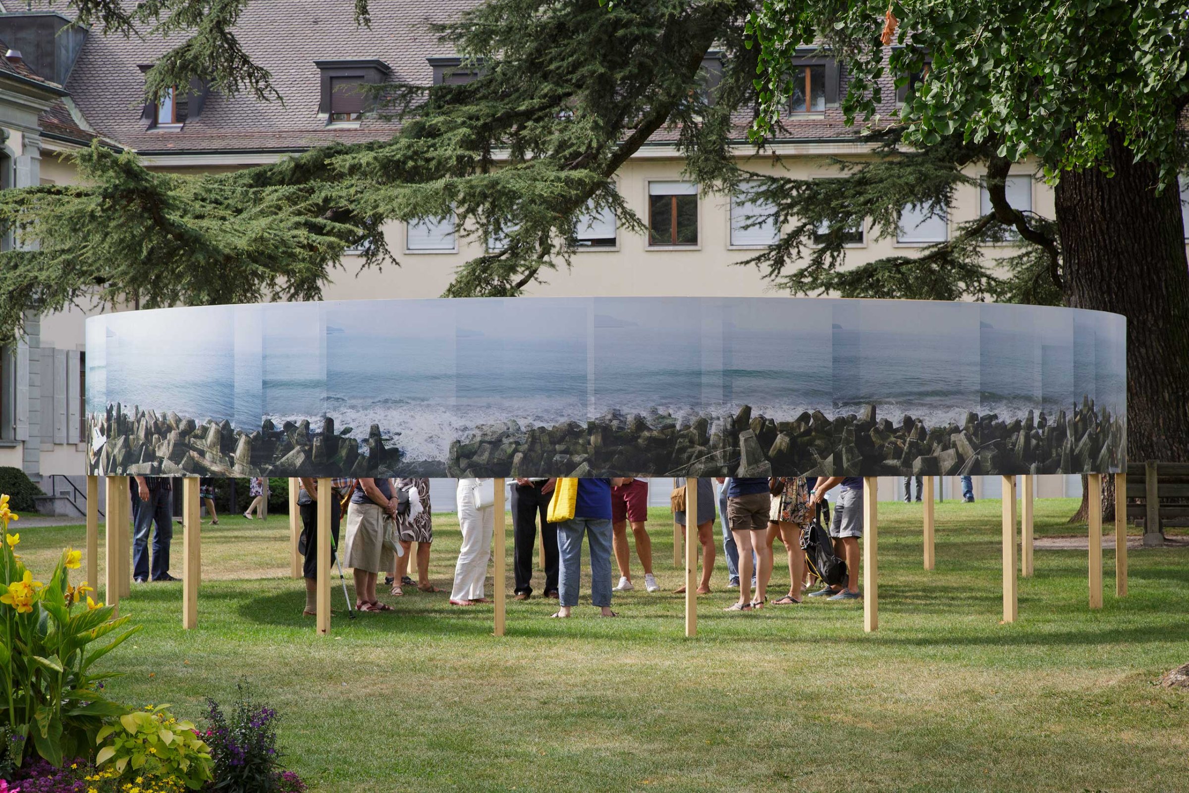 Festival Images, Vevey. Biennale des arts visuels. "Vues de Tohoku" de Michel Huneault. (Photo © Céline Michel / Festival Images )