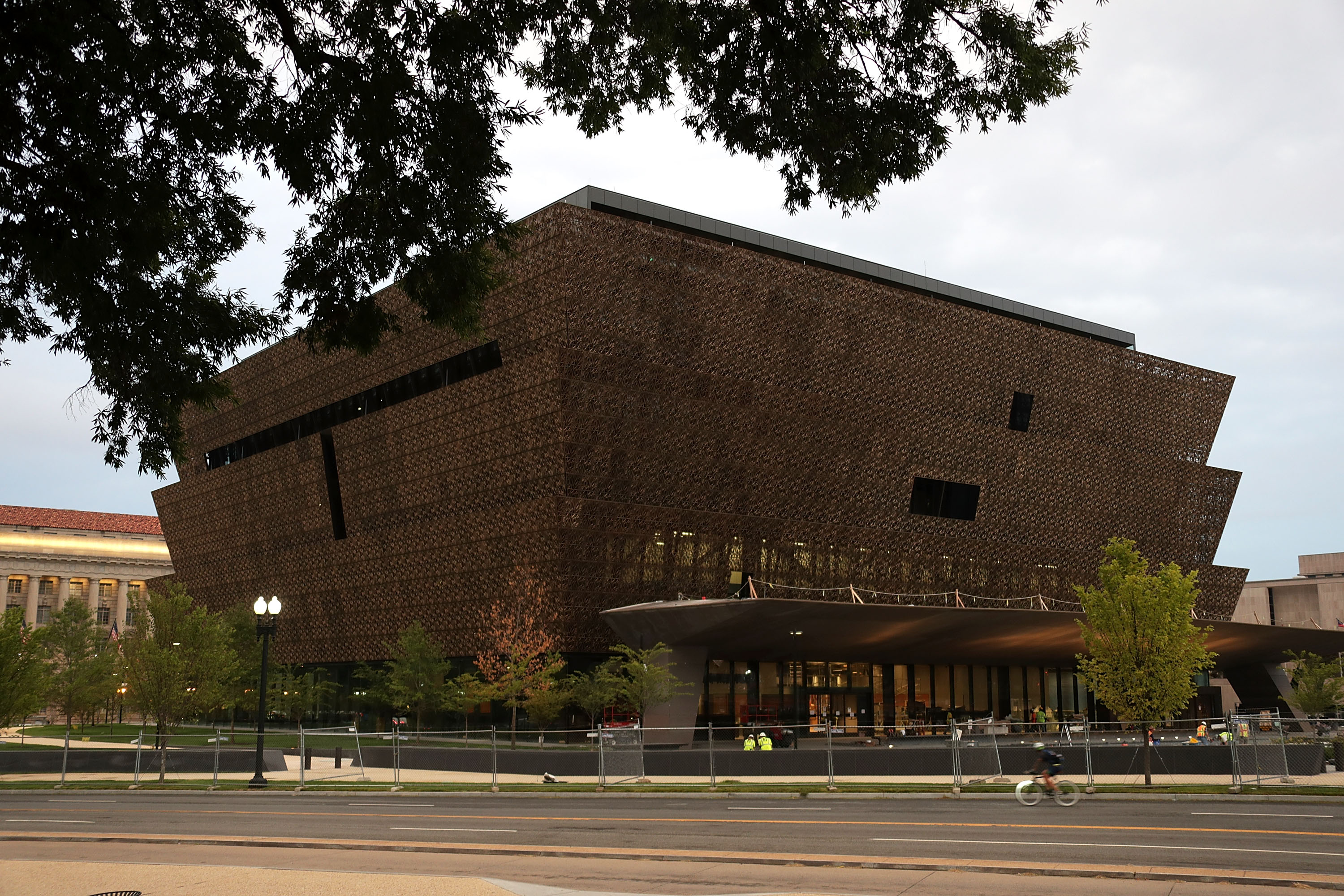 The soon-to-be-opened Smithsonian National Museum of African American History and Culture is seen September 1, 2016 in Washingotn, DC. Alex Wong—Getty Images (Alex Wong—Getty Images)