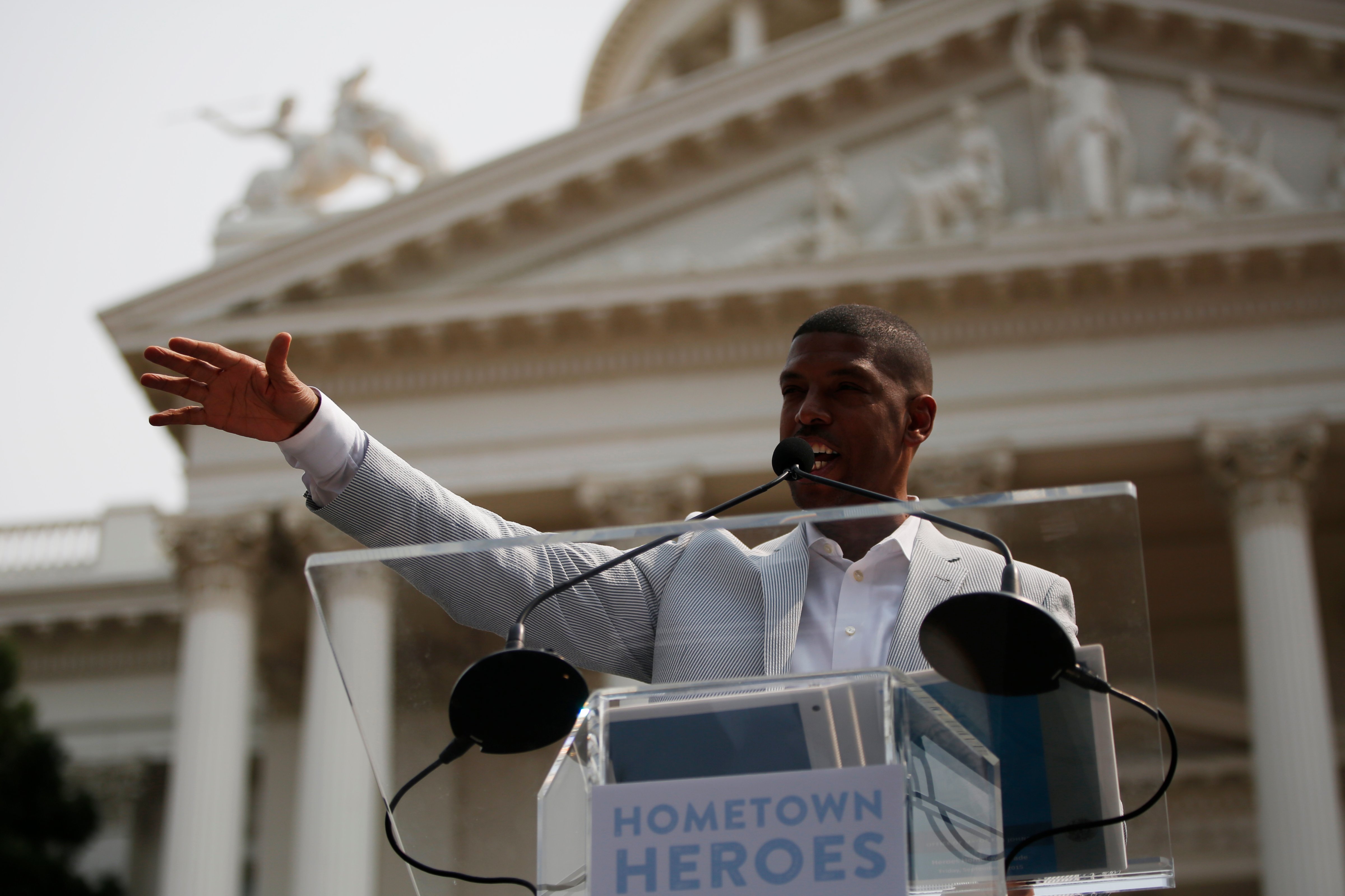 Sacramento Mayor Kevin Johnson speaks on stage during a parade on Sept. 11, 2015 in Sacramento, California. (Stephen Lam—Getty Images)
