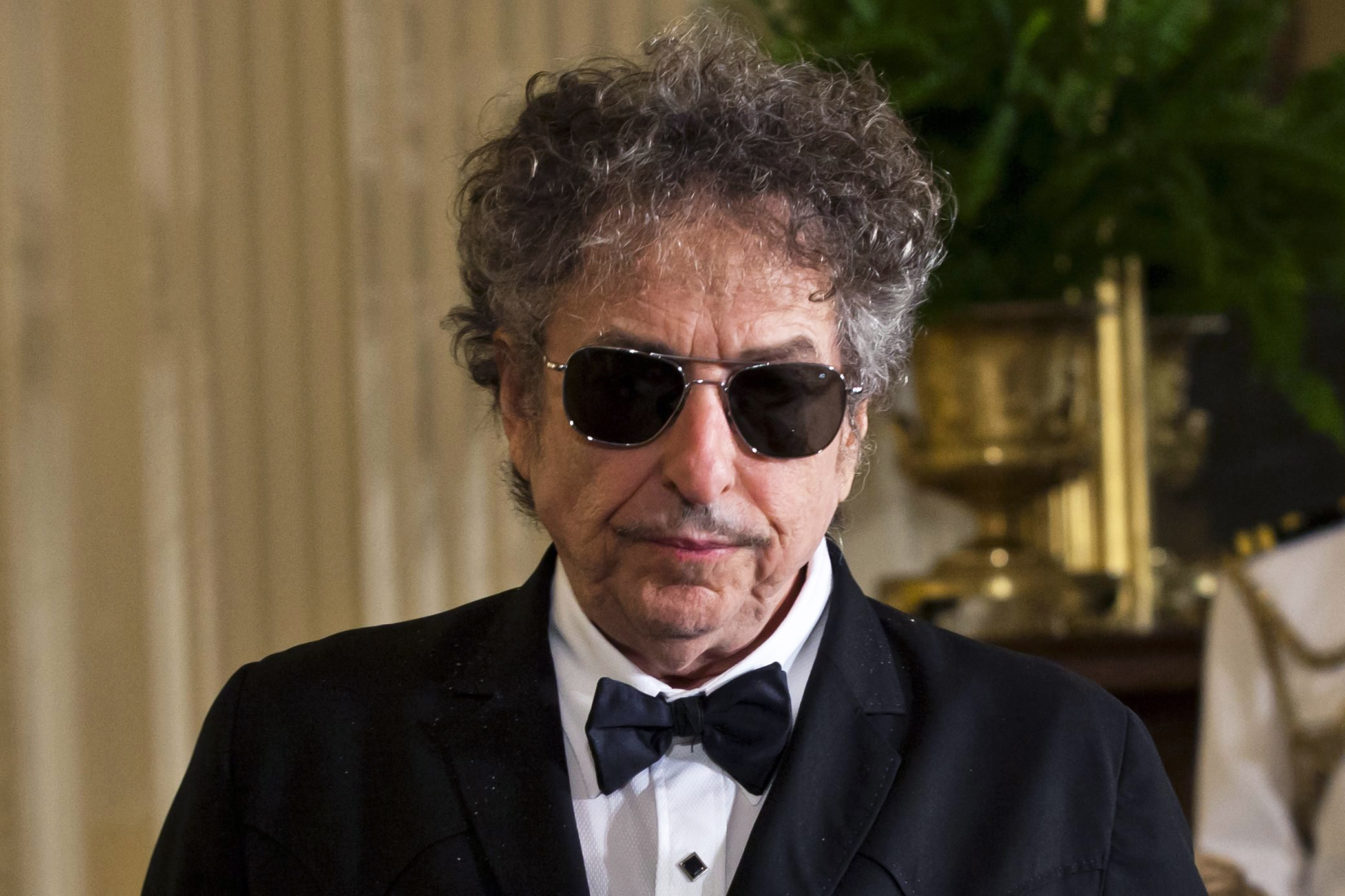 Folk music legend Bob Dylan in the East Room of the White House in Washington, D.C., on May 29, 2012. Dylan won the 2016 Nobel Prize in Literature, the Swedish Academy announced in Stockholm, on Oct. 13, 2016. (Jim Lo Scalzo—EPA)