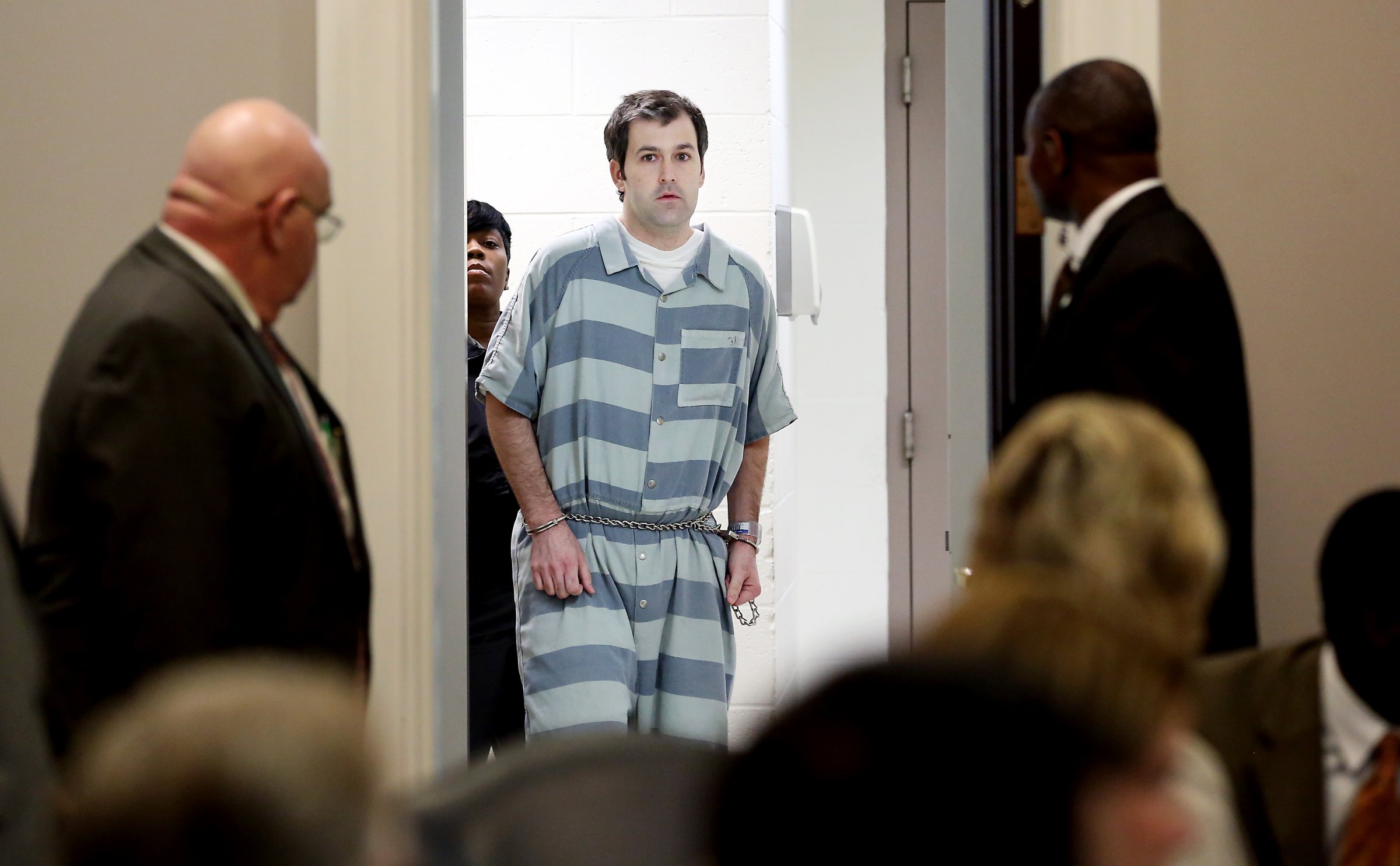 Hearing Held For Charleston Police Officer Who Shot And Killed Walter Scott