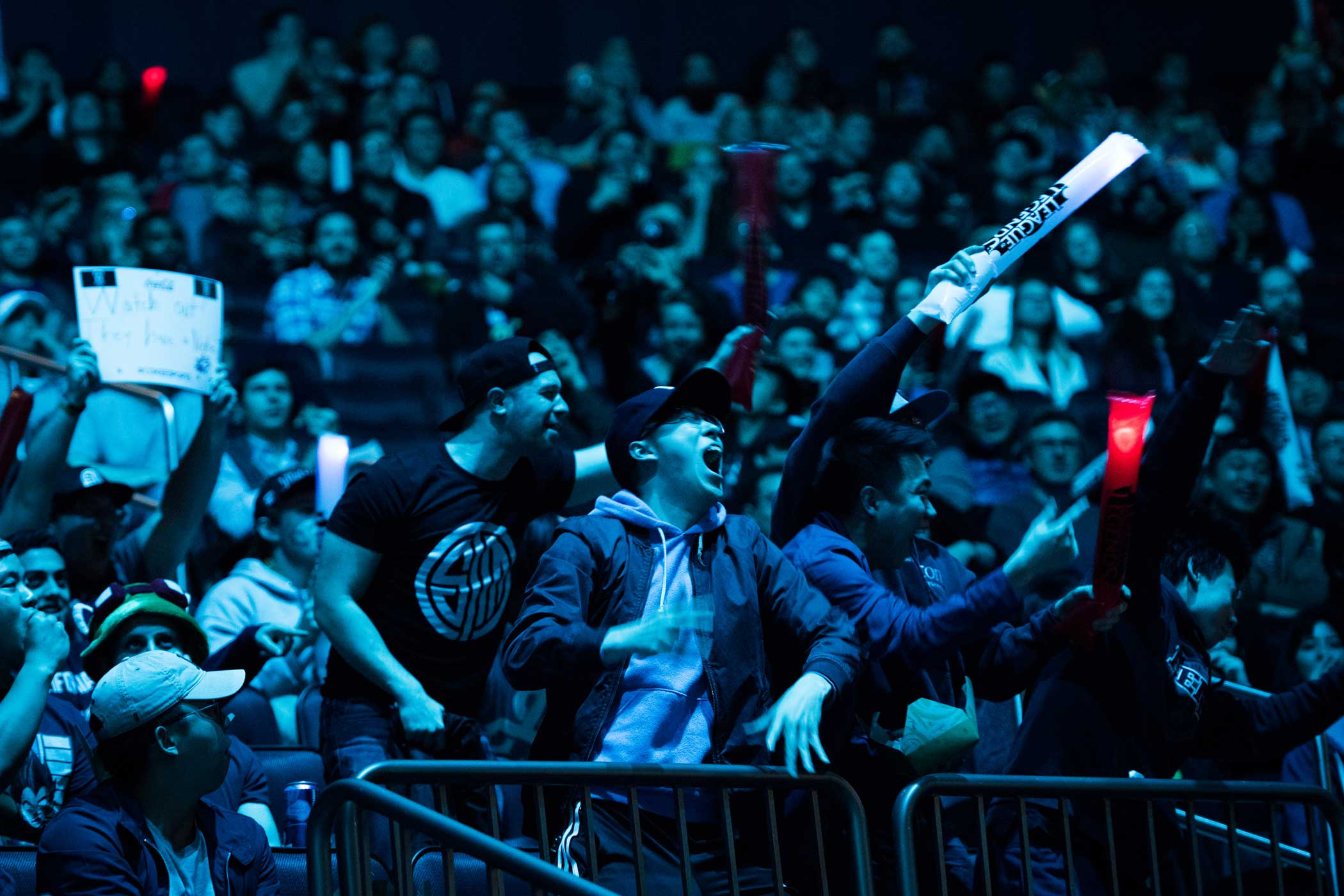 Fans of H2k-Gaming cheer for the team after they take a surprise first kill off of their opponents Samsung Galaxy in the first game of their best of five match at Madison Square Garden in New York, NY on Saturday. Mark Kauzlarich for TIME