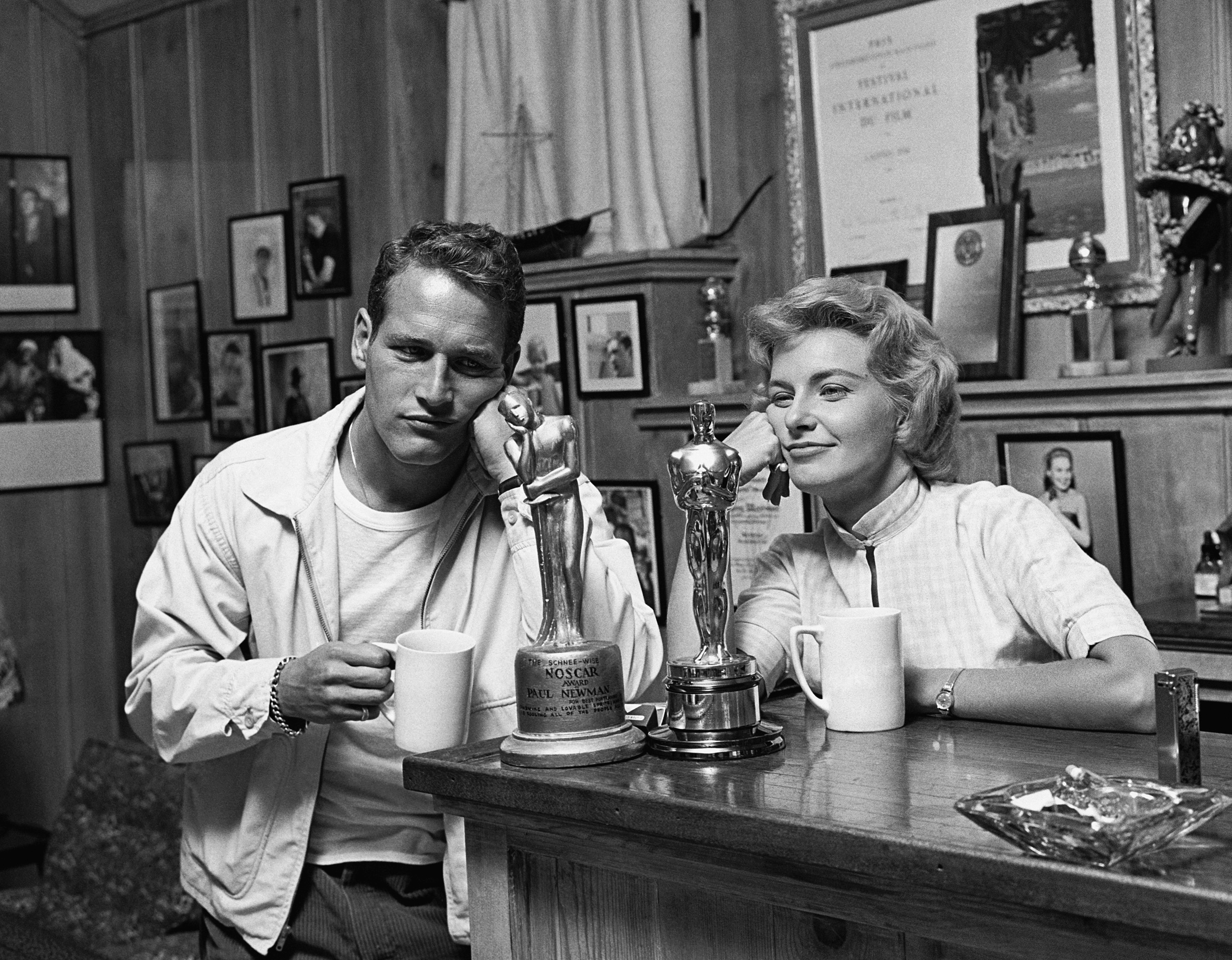 Joanne Woodward won an Oscar for The Three Faces of Eve. Paul Newman had never won an Oscar so Joanne made one for him called  Noscar  (No Oscar) and presented it to him, 1958.