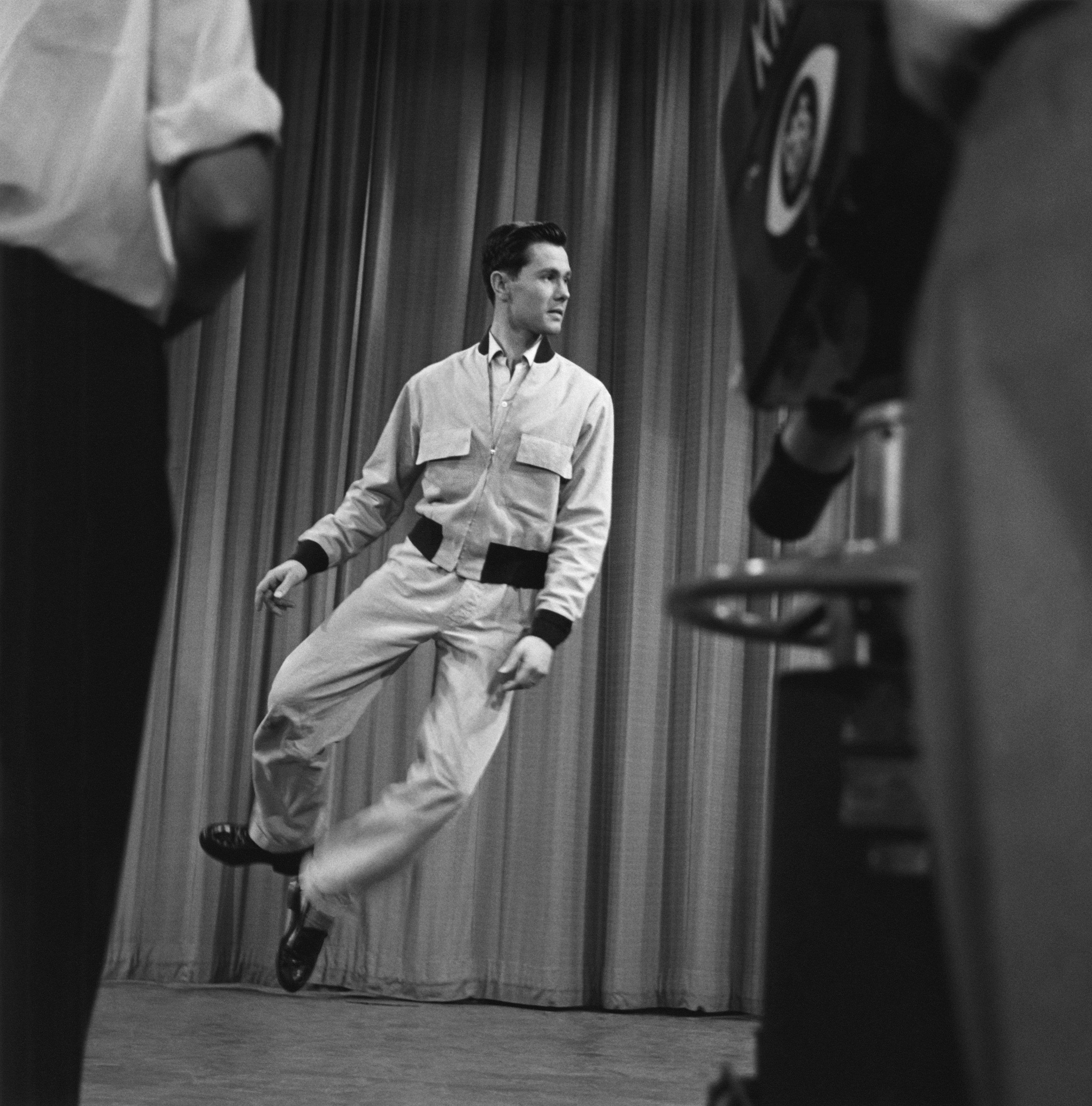 Johnny Carson on the set of Carson's Cellar, his first TV show, 1953.