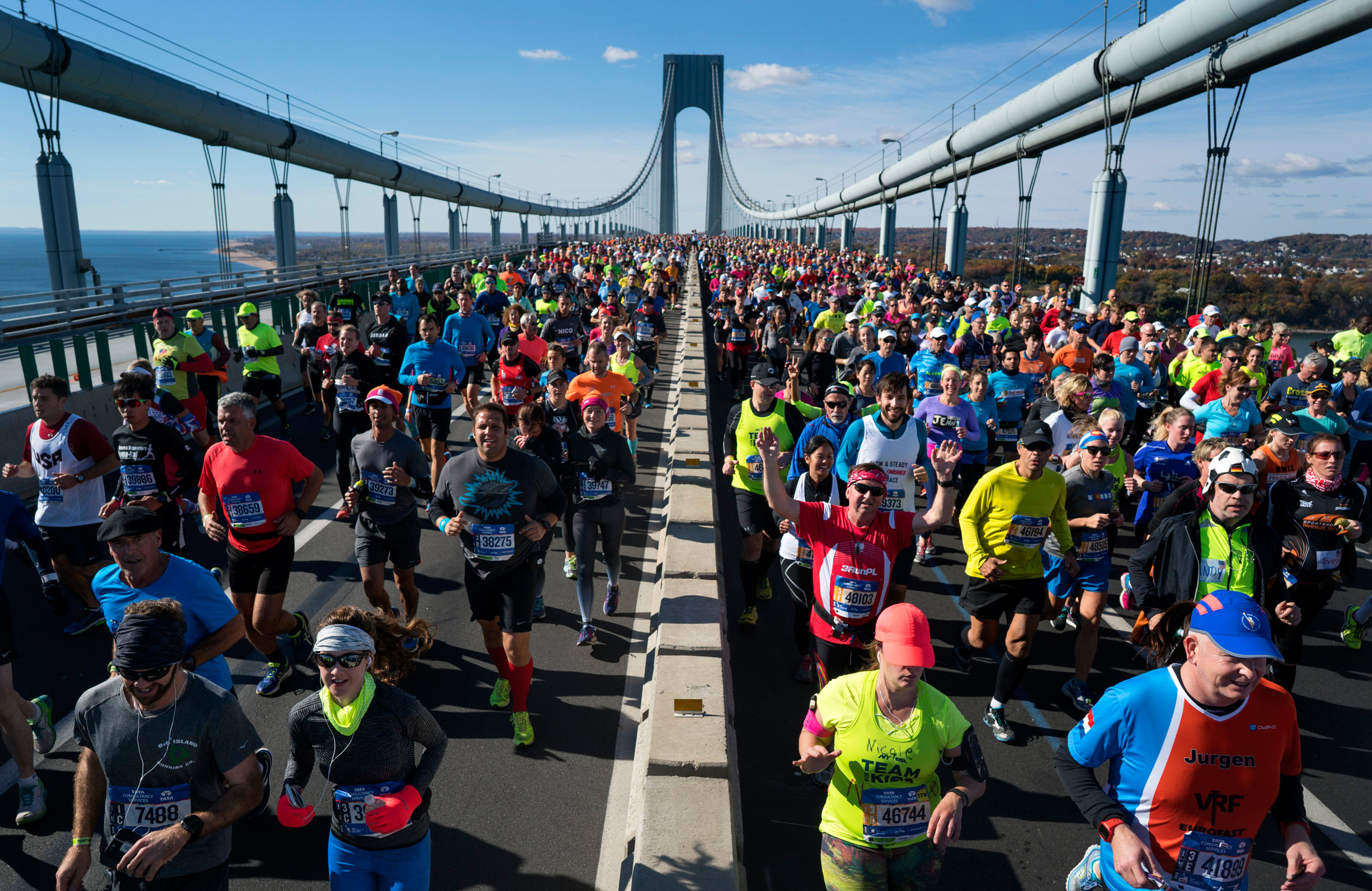 Runners cross the Verrazano-Narrows Bridge during the New York City Marathon in New York on Nov. 6, 2016 (Craig Ruttle—AP)