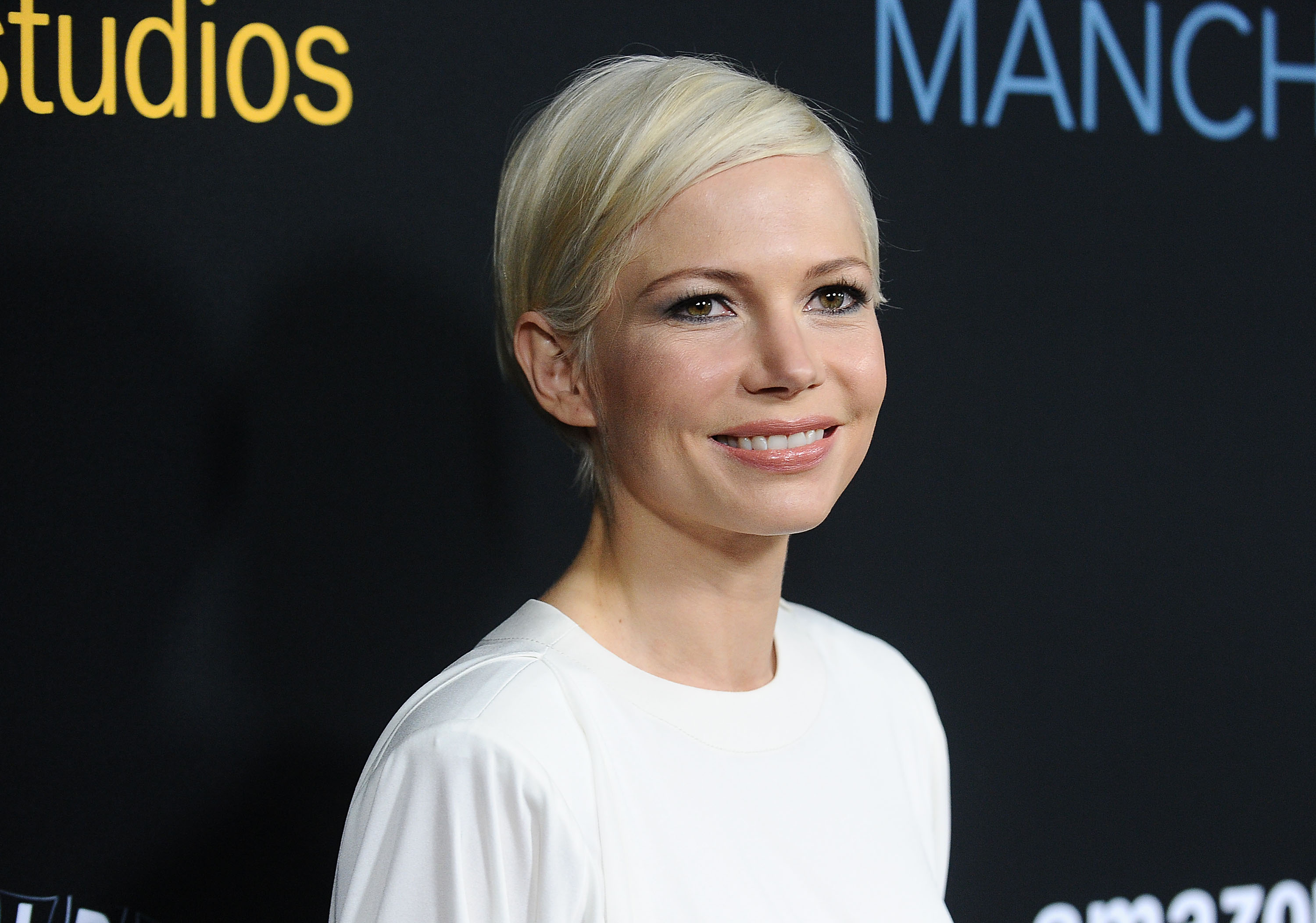 Actress Michelle Williams attends the premiere of 