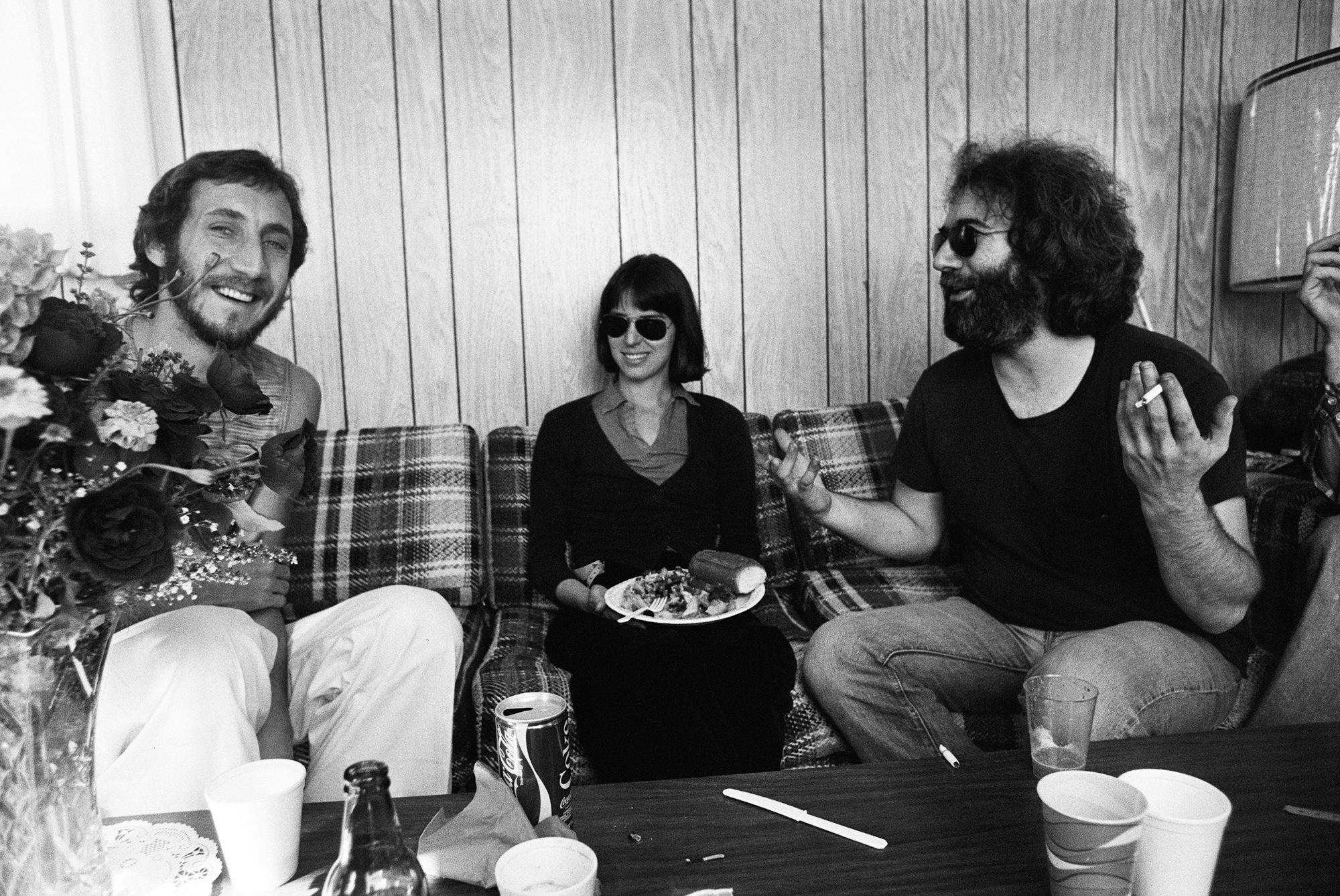 Pete Townsend, Deborah Koons and Jerry Garcia at Oakland Coliseum in Oakland, Calif., 1976.