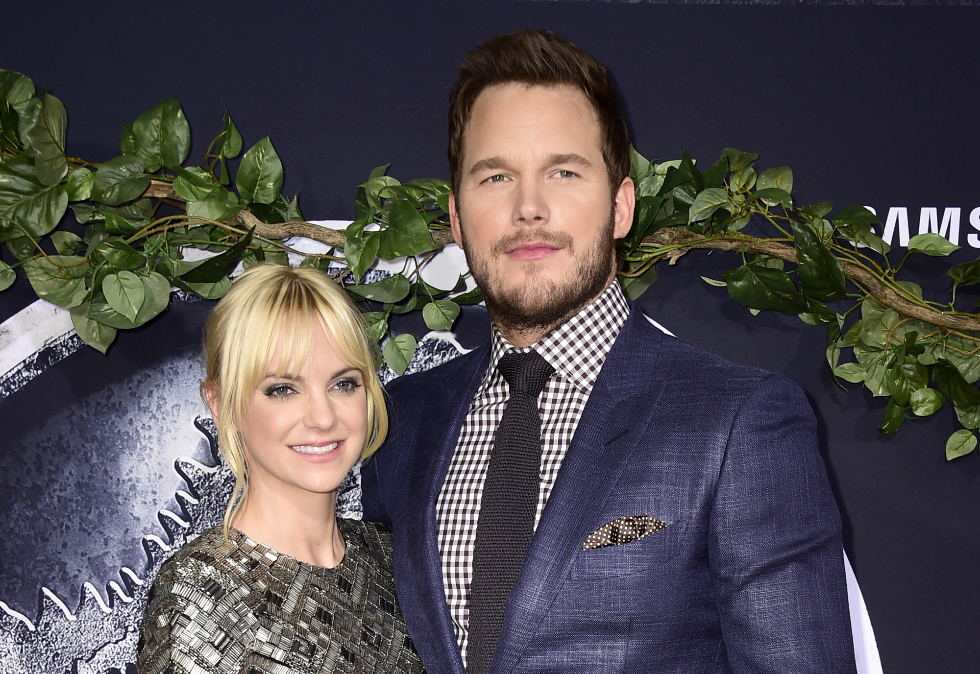 Anna Faris and Chris Pratt attend the Universal Pictures' "Jurassic World" premiere at Dolby Theatre on June 9, 2015 in Hollywood, California.  (Photo by Frazer Harrison/Getty Images) (Frazer Harrison&mdash;Getty Images)