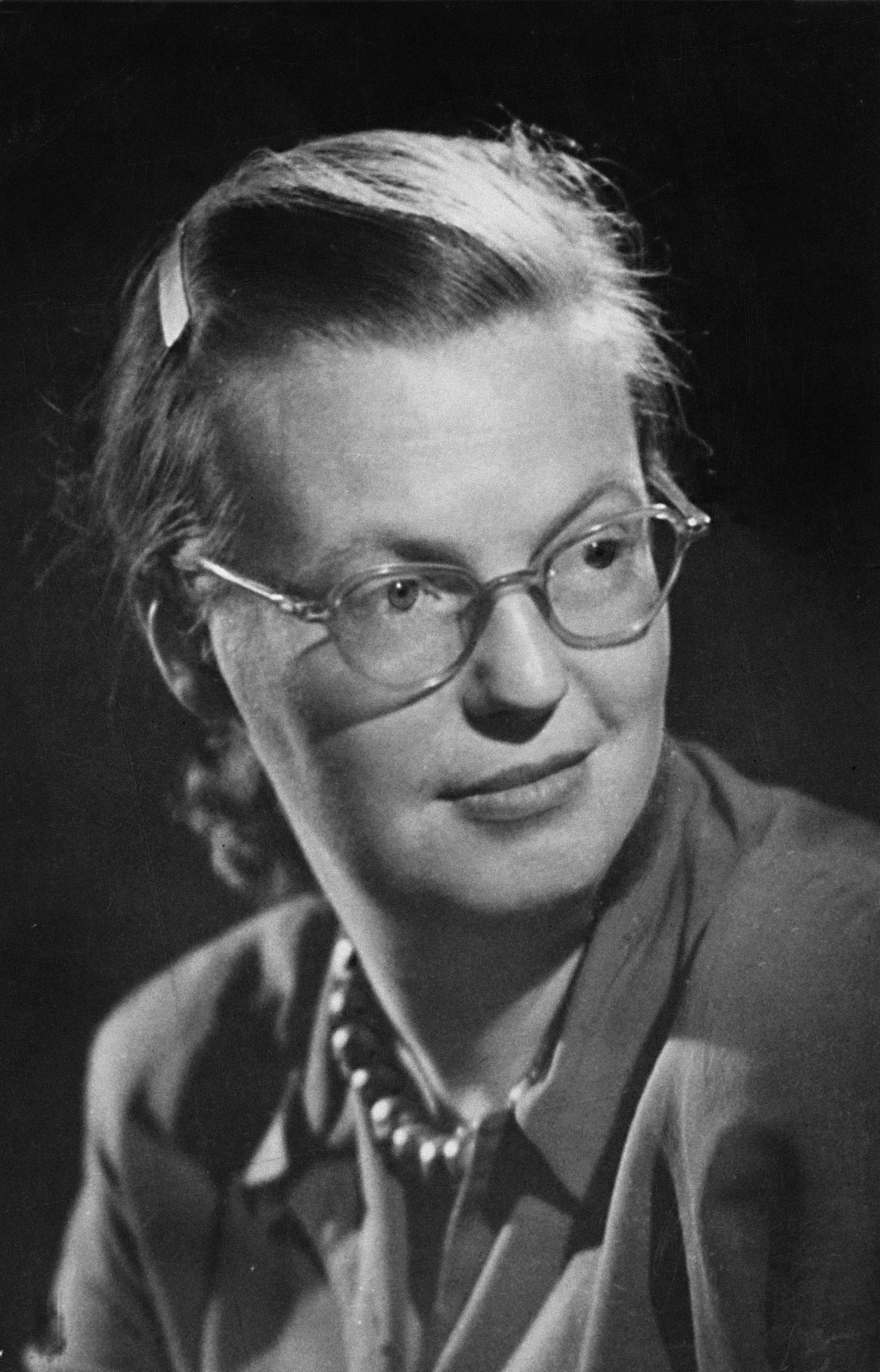 Shirley Jackson, the author of "The Road Through the Wall", is seen in this April 16, 1951 photo. (AP)