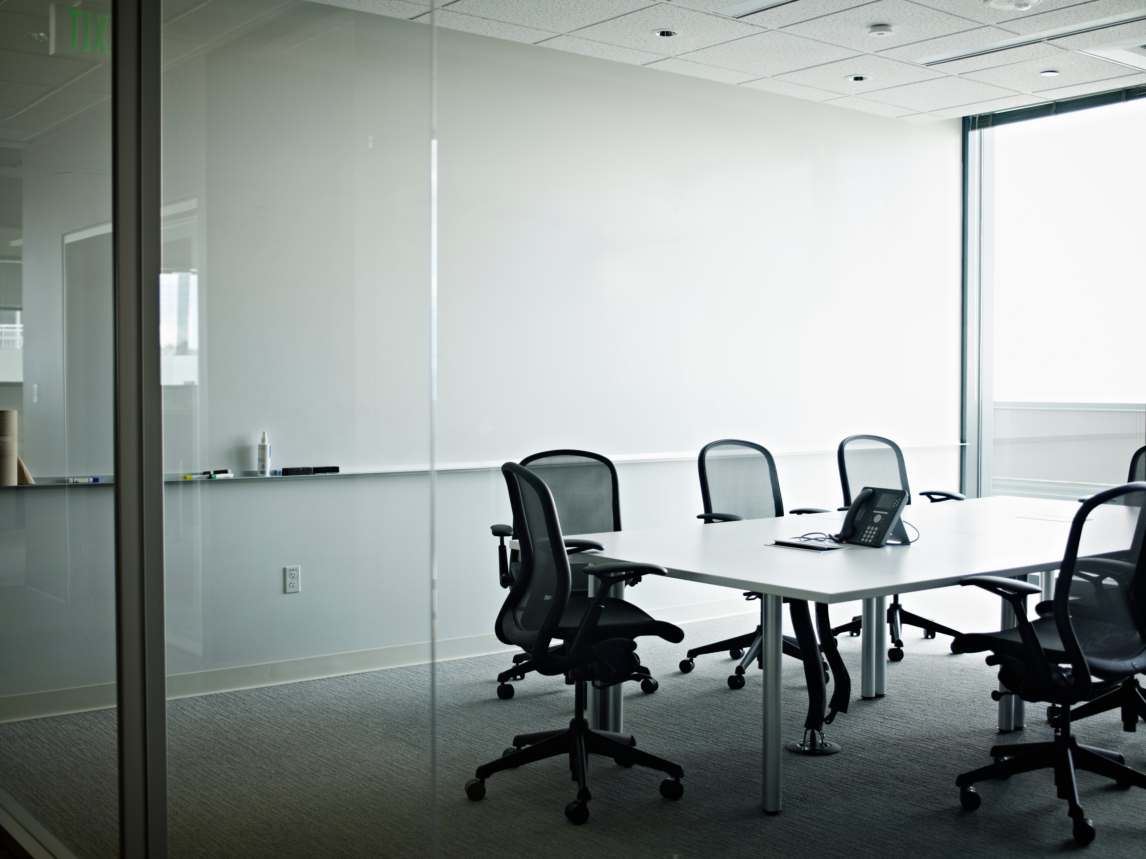 Empty office conference room (Thomas Barwick—Getty Images)