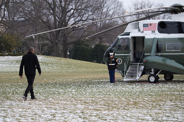 President Barack Obama walks to Marine One on the South Lawn of the White House on January 7, 2017 in Washington, DC.