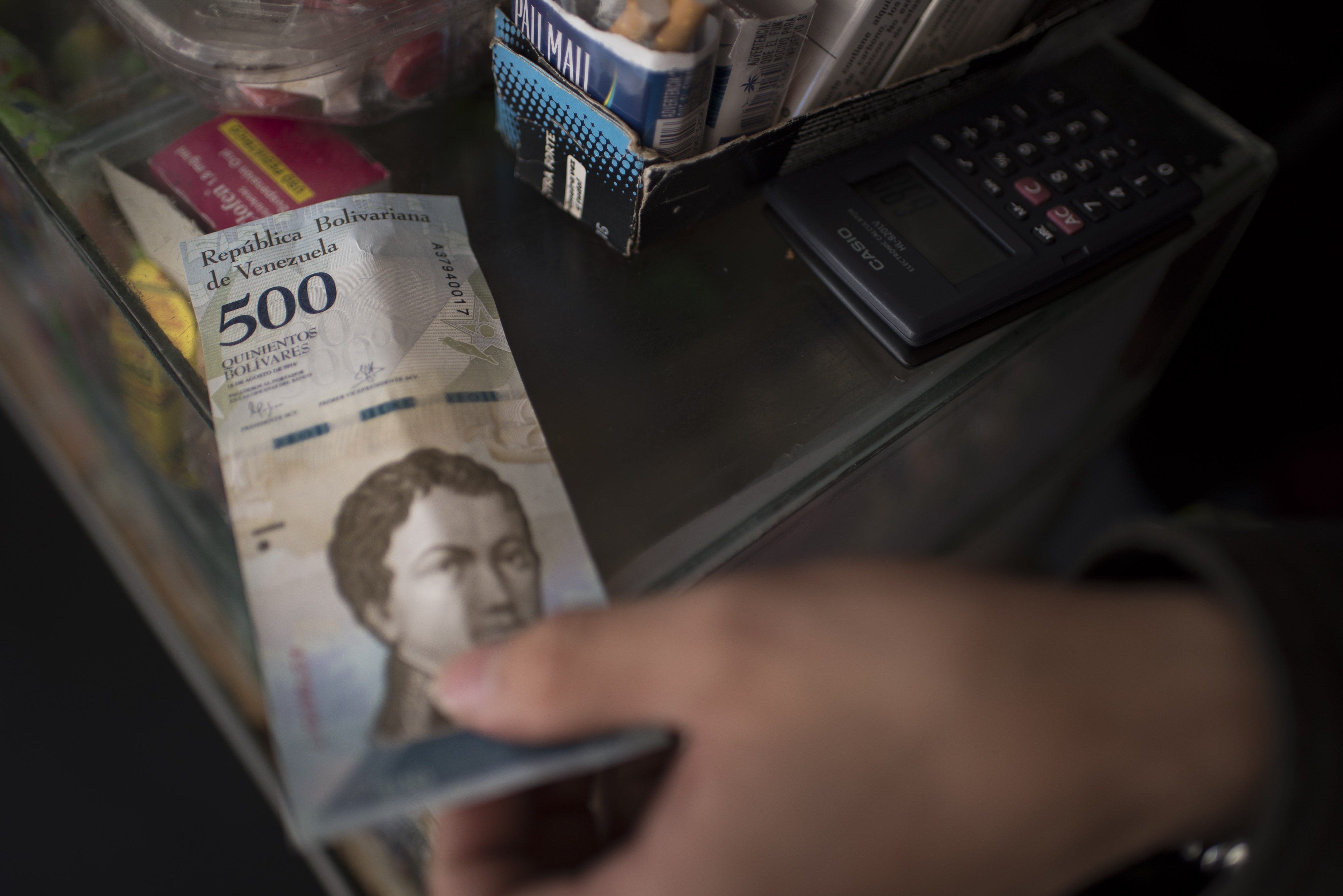 New Banknotes Begin Circulating As Inflation Soars Into Triple Digits
