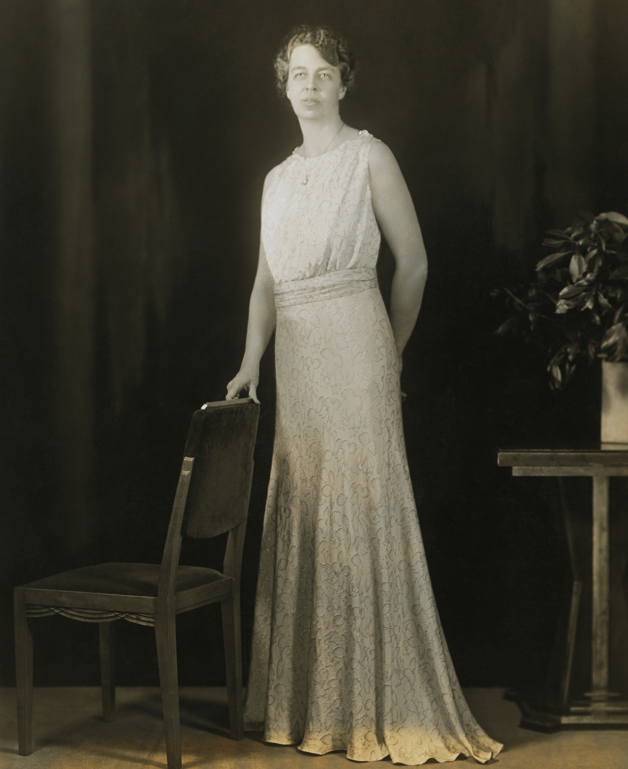 Eleanor Roosevelt, Sally Milgrim, 1933 Roosevelt wore a slate-blue silk crepe gown with a gold leaf-and-flower pattern, plus belt buckle and shoulder clips made out of rhinestone and moonstone.