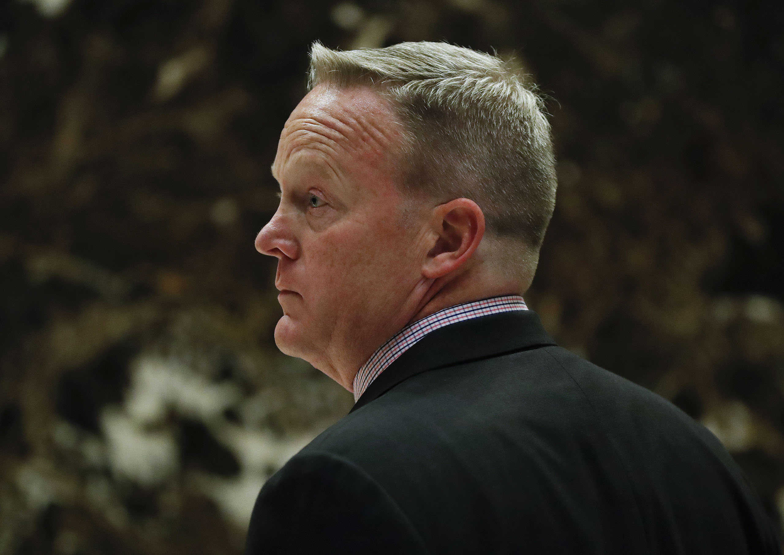 Sean Spicer, Republican National Committee communications director and chief strategist, waits for an elevator as he arrives at Trump Tower, in New York on Nov. 16, 2016. (Carolyn Kaster—AP)