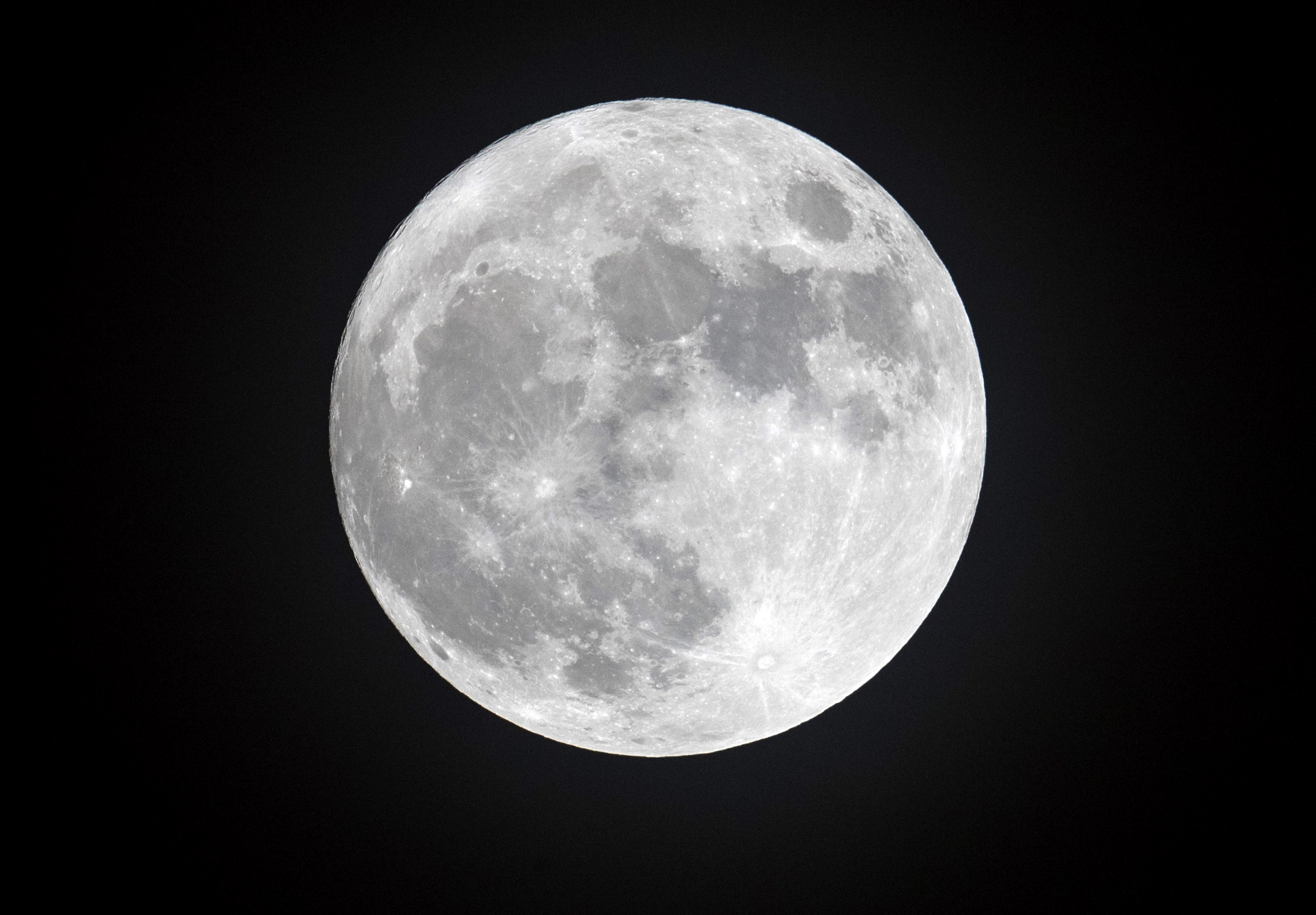 full moon - photo #9