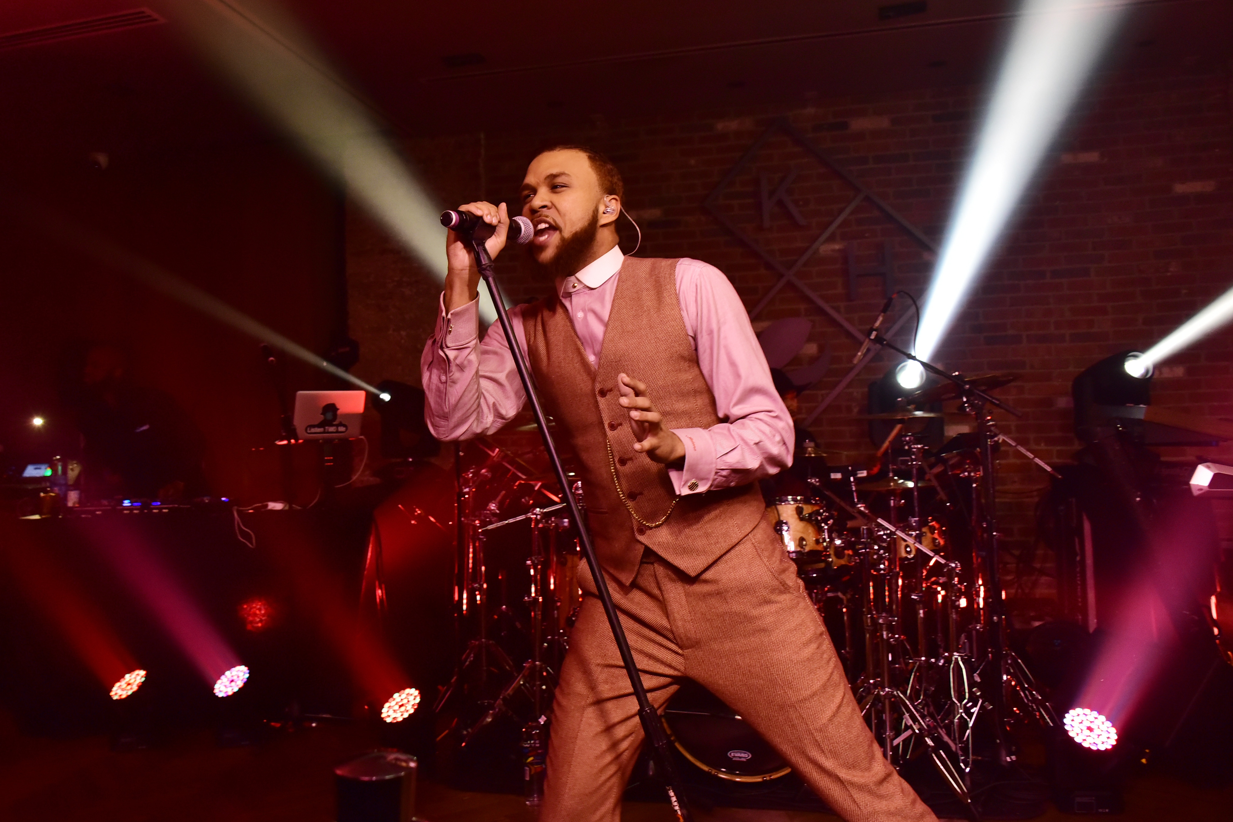 Jidenna performs for Pepsi's The Sound Drop at Kola House on February 16, 2017 in New York City. (Brian Killian&mdash;Getty Images for Pepsi)