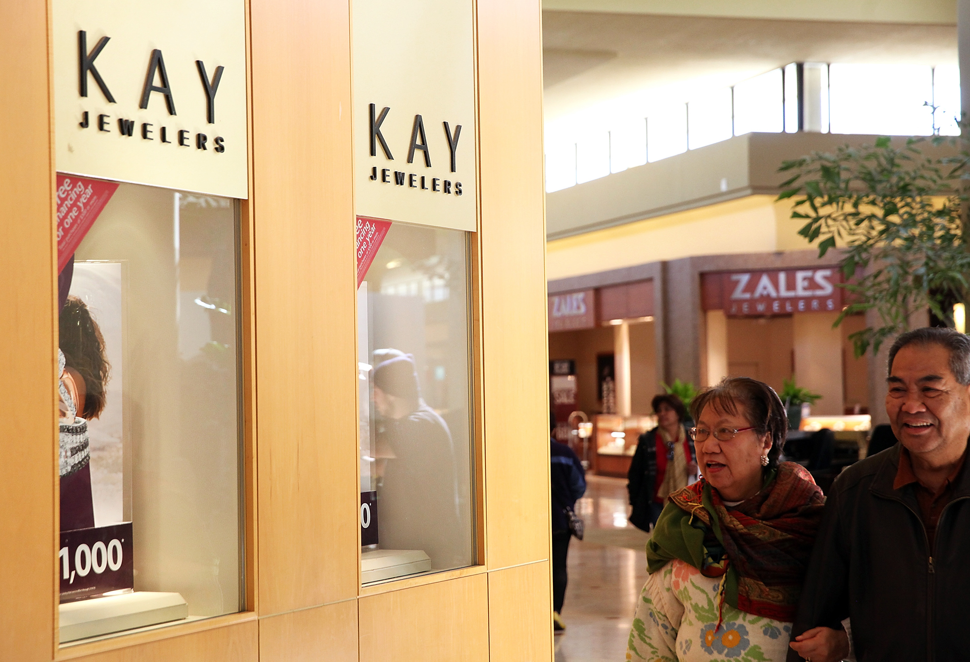 A Kay Jewelers store, on Feb. 19, 2014 in Daly City, Calif. (Justin Sullivan—Getty Images)