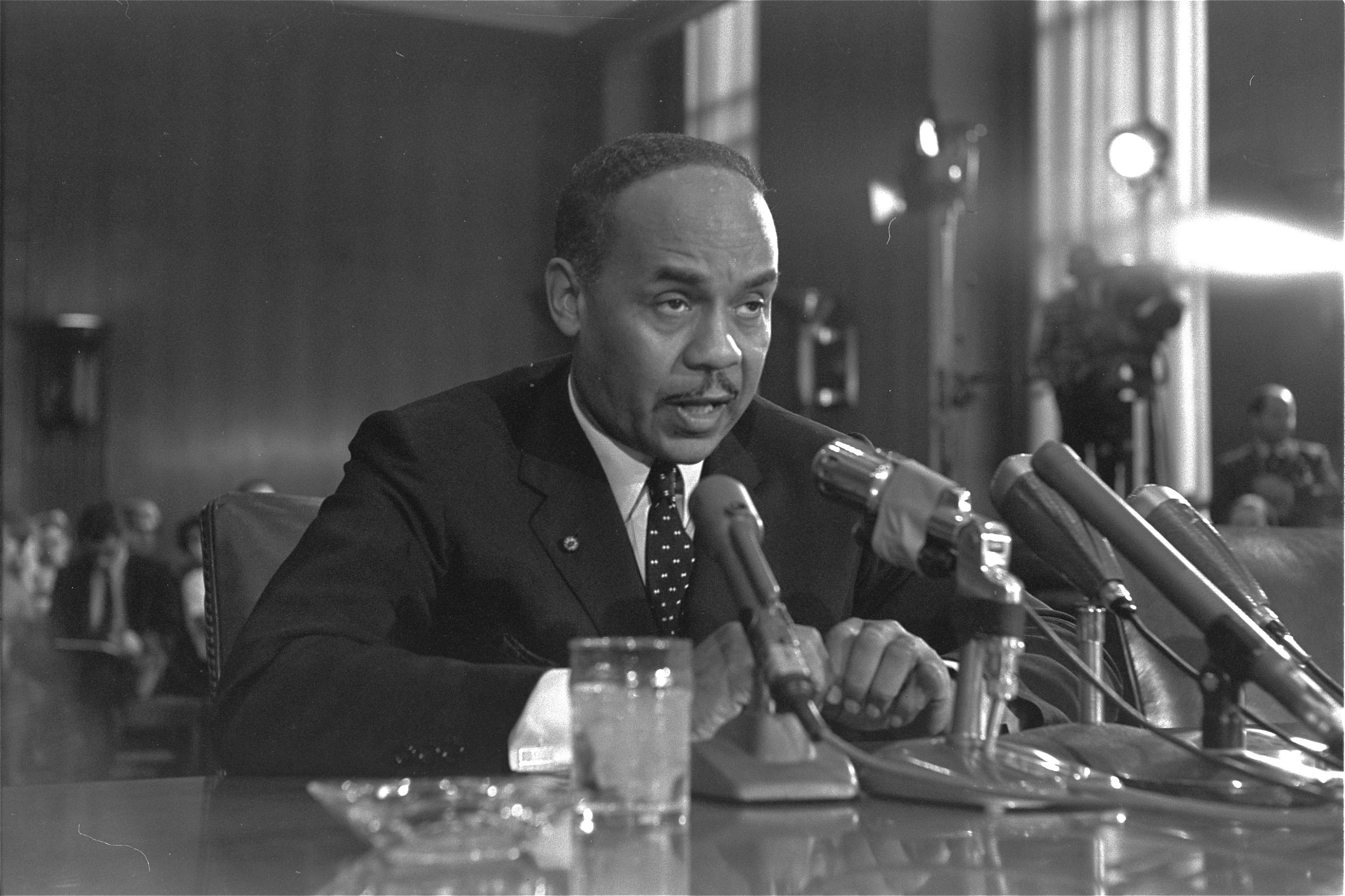 Ralph Ellison at a Senate Subcommittee hearing in Washington during continuing hearings on the racial problems in big cities, on Aug. 30,1966. (AP)
