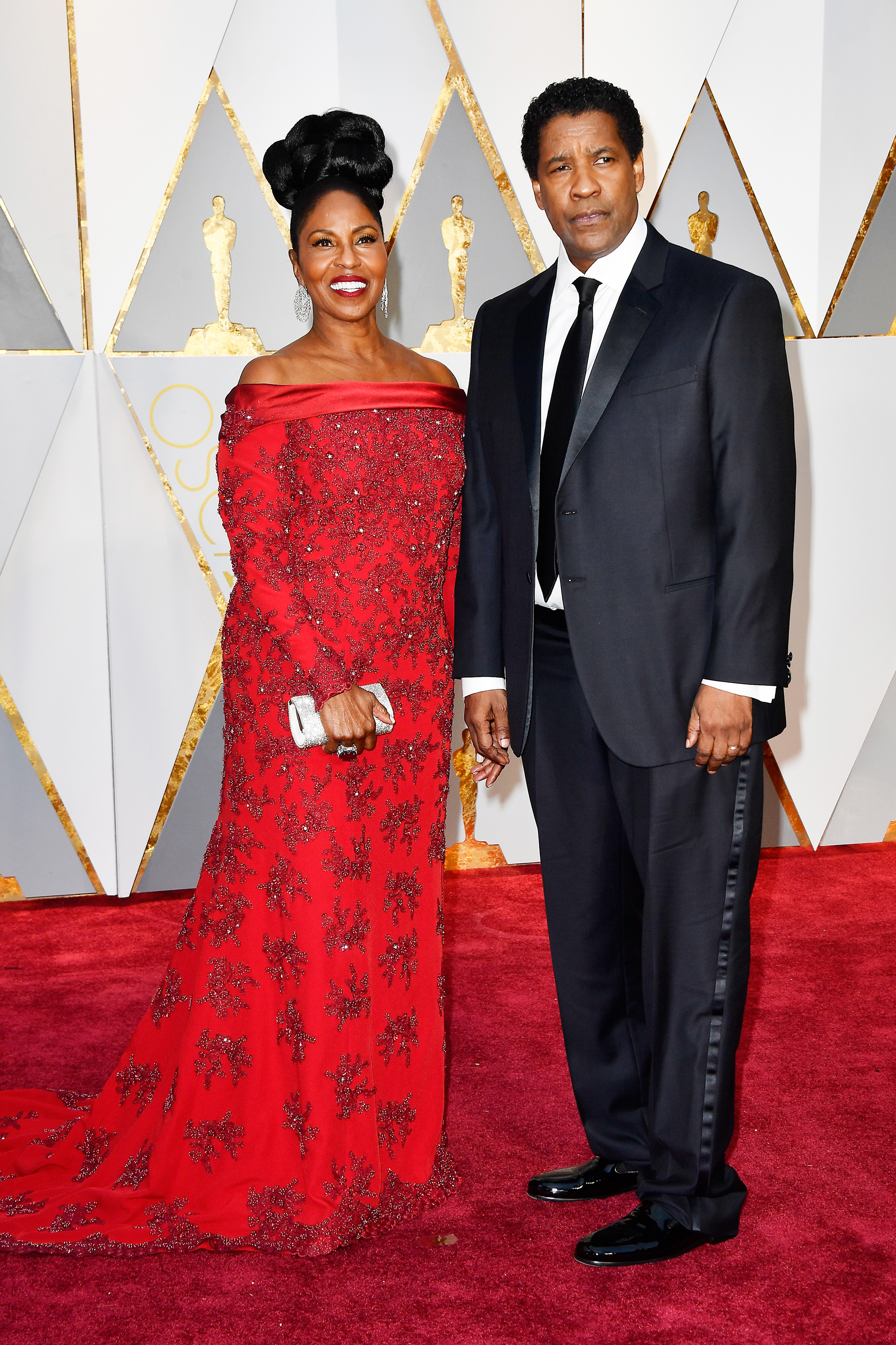 Pauletta Washington and Denzel Washington on the red carpet for the 89th Oscars, on Feb. 26, 2017 in Hollywood, Calif.