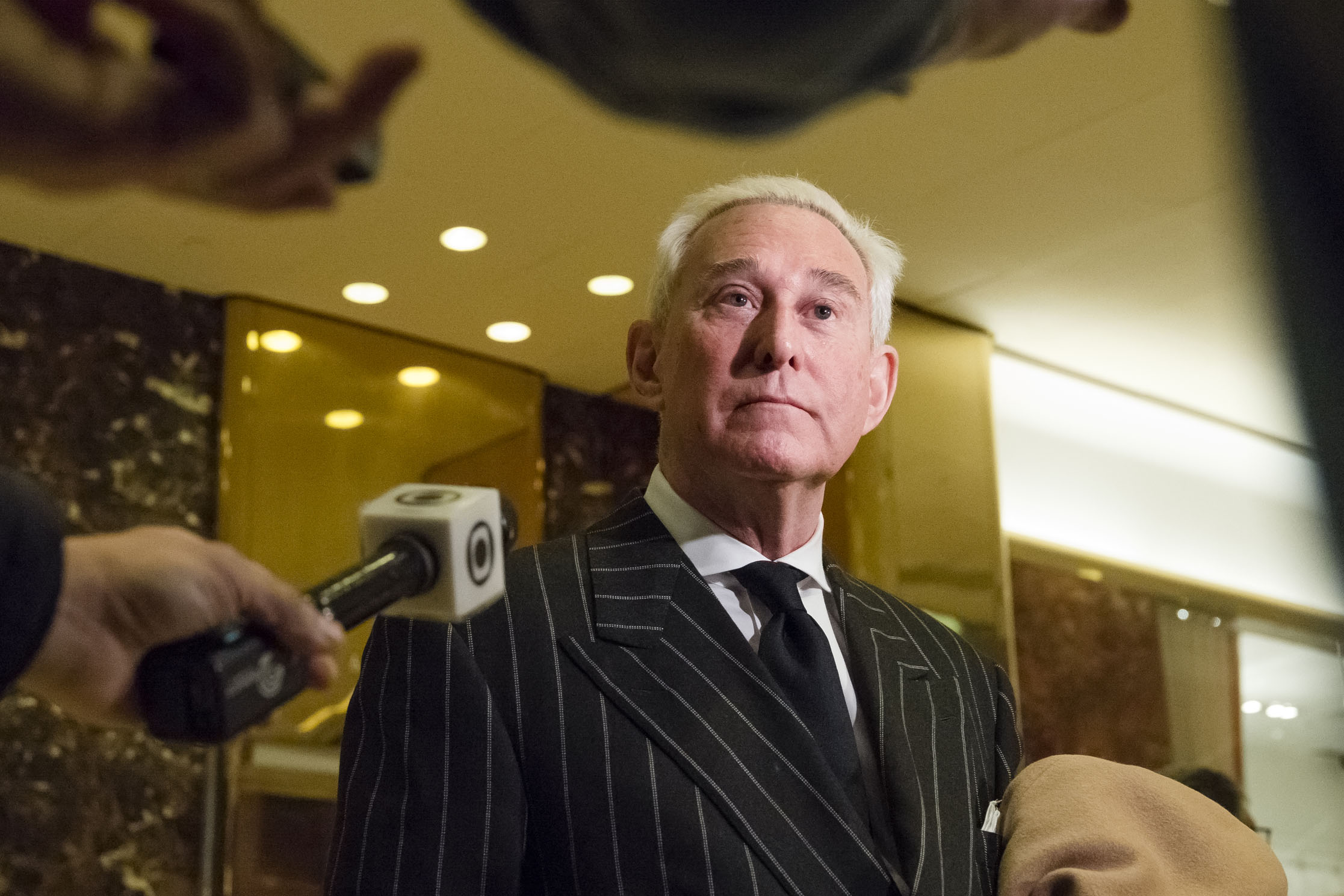 Roger Stone speaks in the lobby of Trump Tower in 2016. (Albin Lohr-Jones) (Albin Lohr-Jones—Albin Lohr-Jones/picture-allianc)