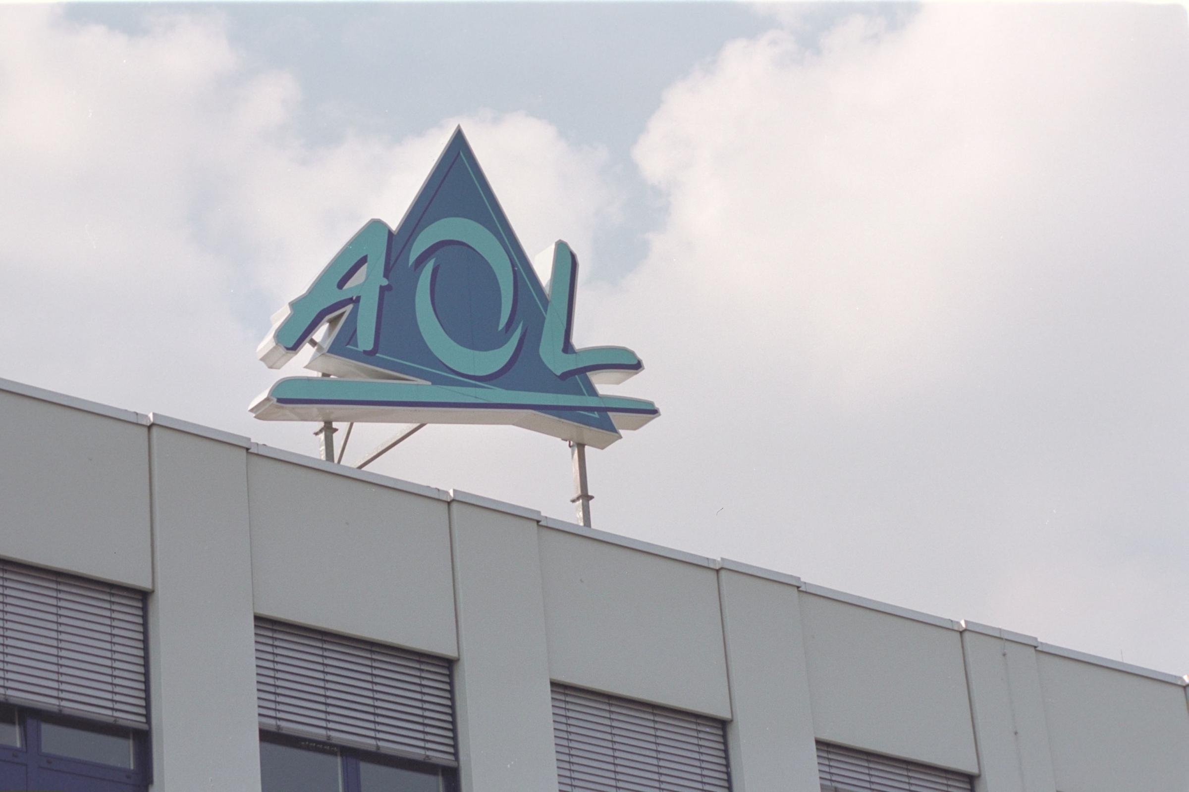 AOL / Logo