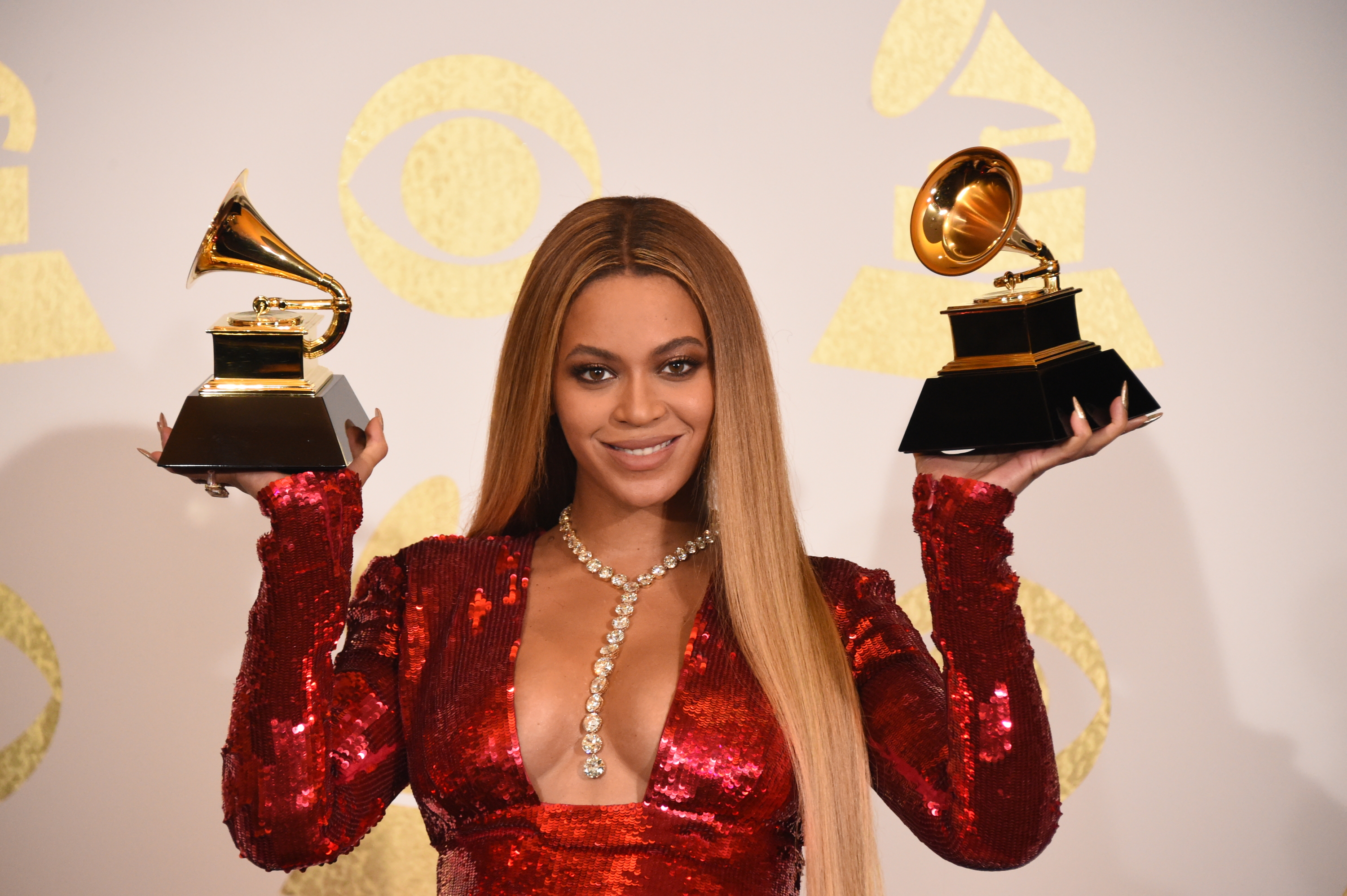Beyoncé poses for photographs backstage at THE 59TH ANNUAL GRAMMY AWARDS. (CBS Photo Archive&mdash;Getty Images)