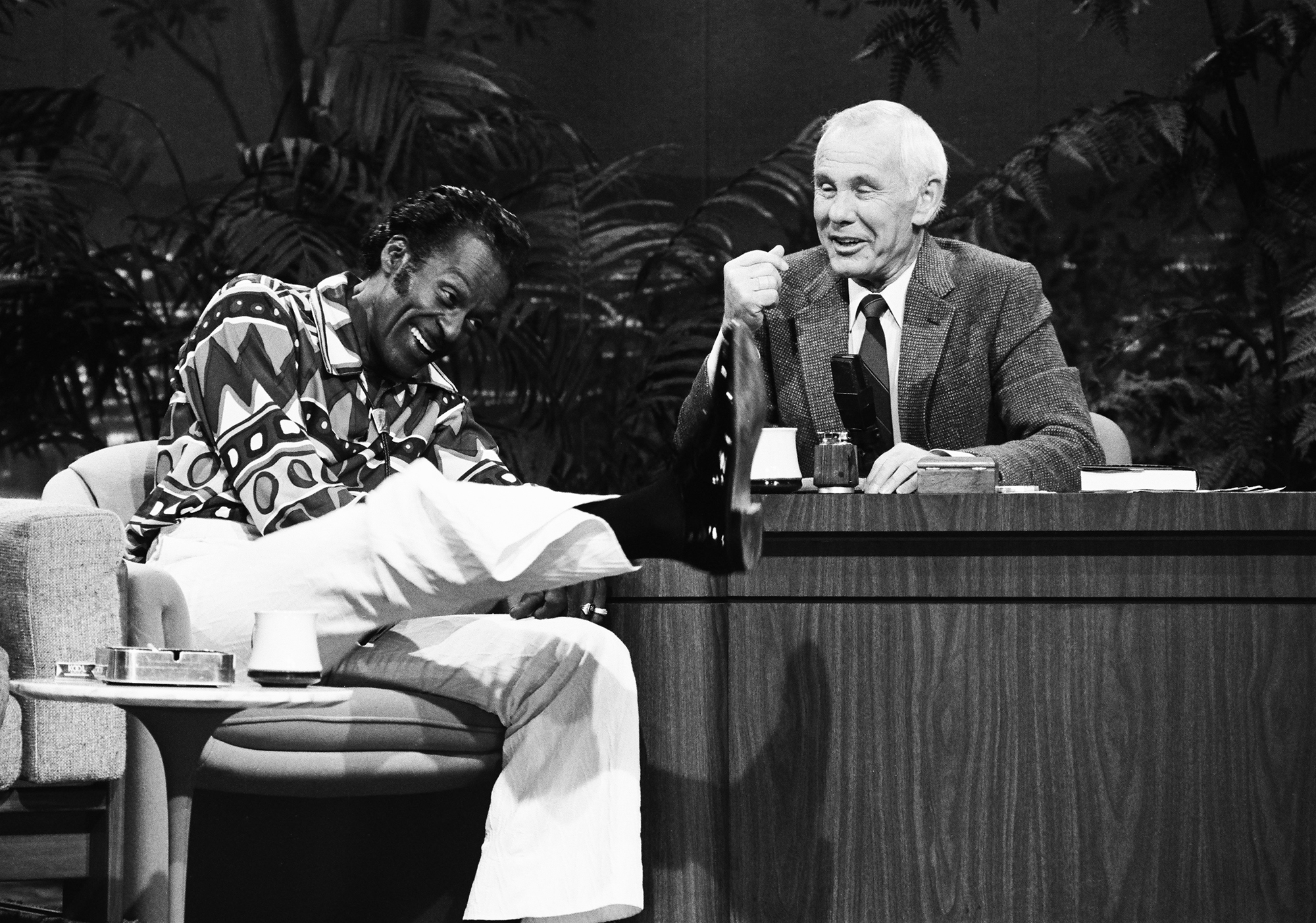 Chuck Berry and Johnny Carson on The Tonight Show on Nov. 5, 1987.