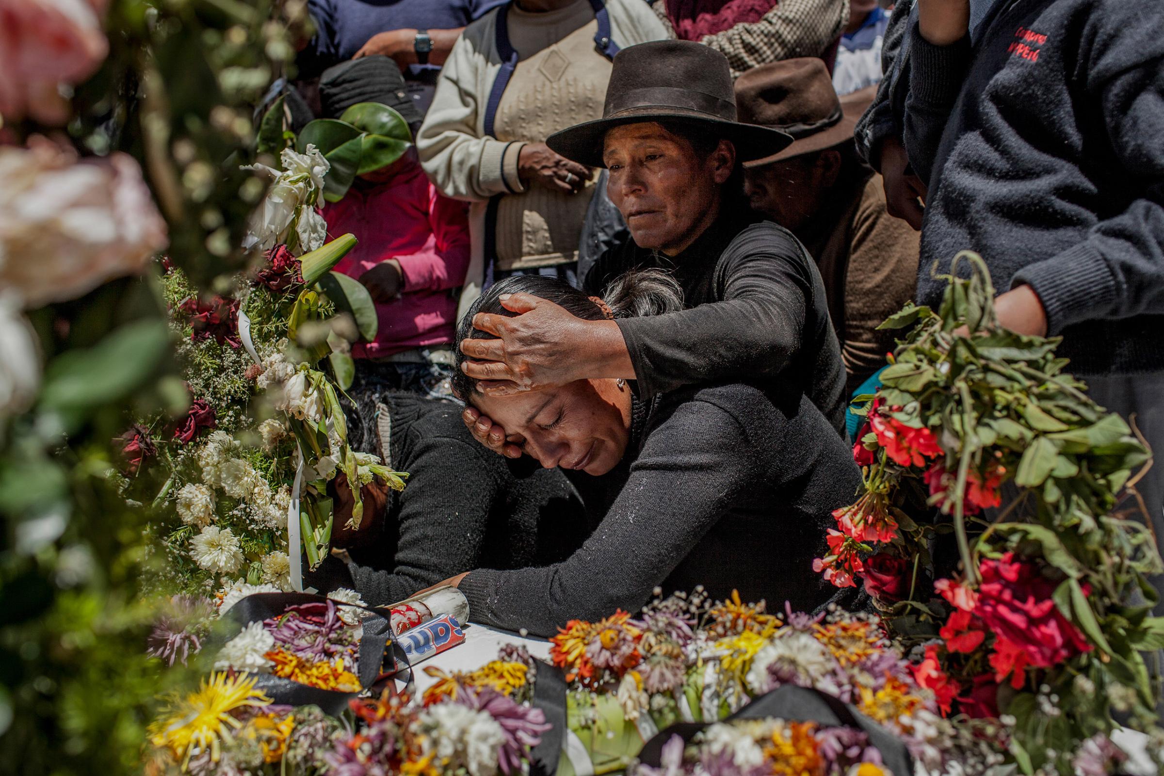 Twenty-five years after the massacre of Soras, the remains were exhumed to be identified and processed by the judicial system; after which they were delivered to their families. In Peru there are still 16,000 missing people related to terrorist violence during the 1980-2000.