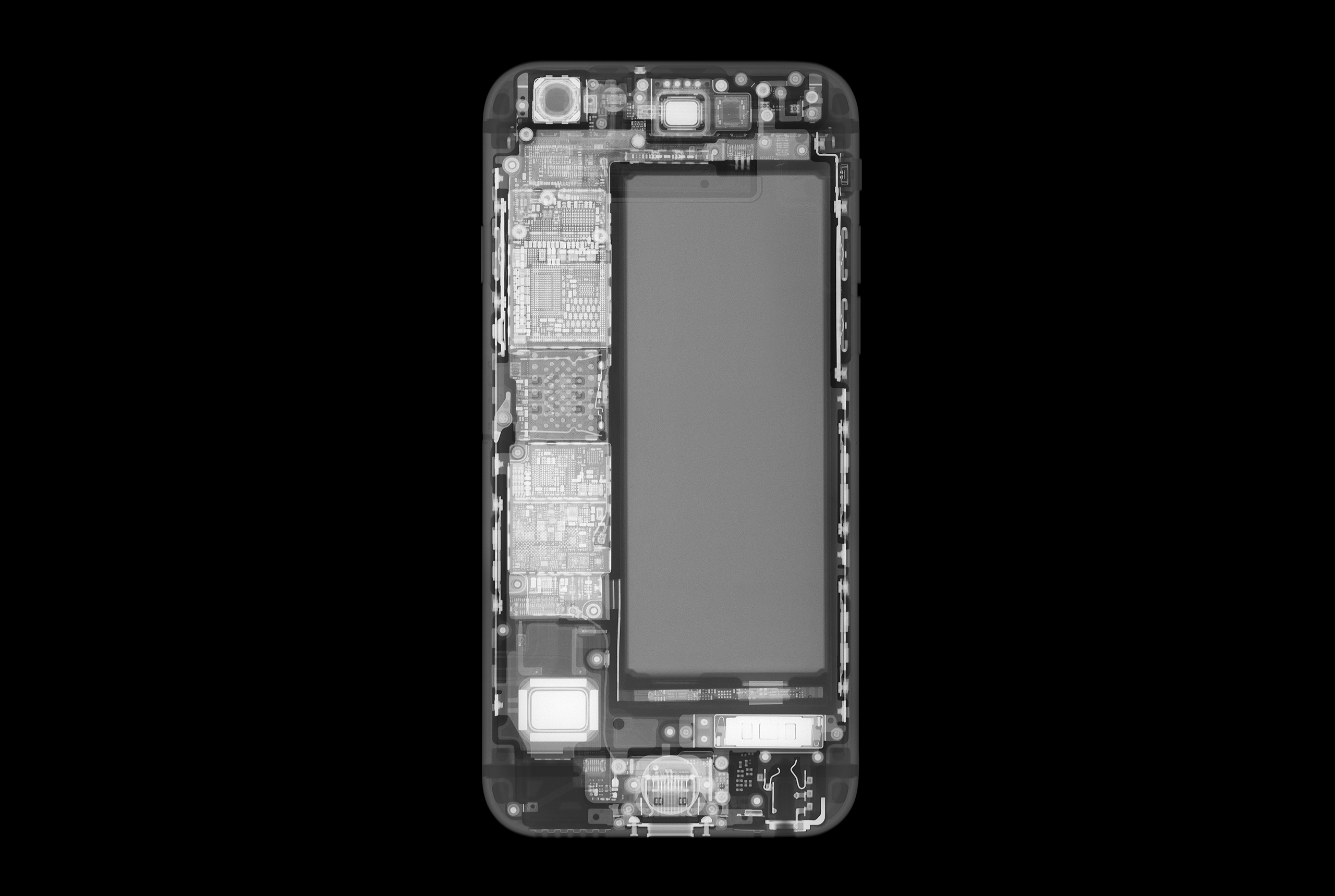 An X-ray image of a smartphone. (Nick Veasey—Getty Images)