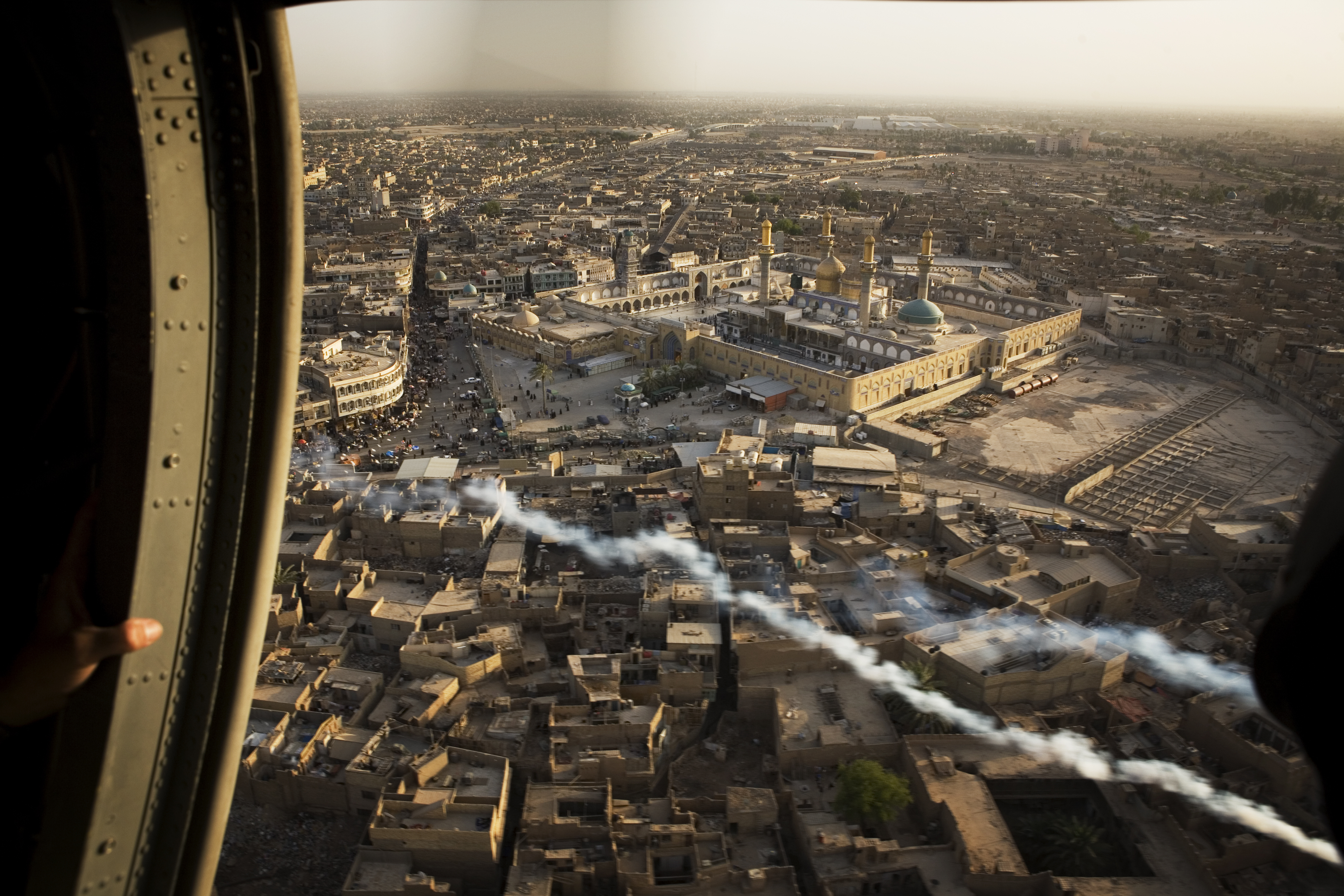 The view of the Kadamiya mosque in Baghdad, one of the most important Shi'ite shrines in Iraq, as seen from the helicopter of General David Petraeus, June 23, 2007.