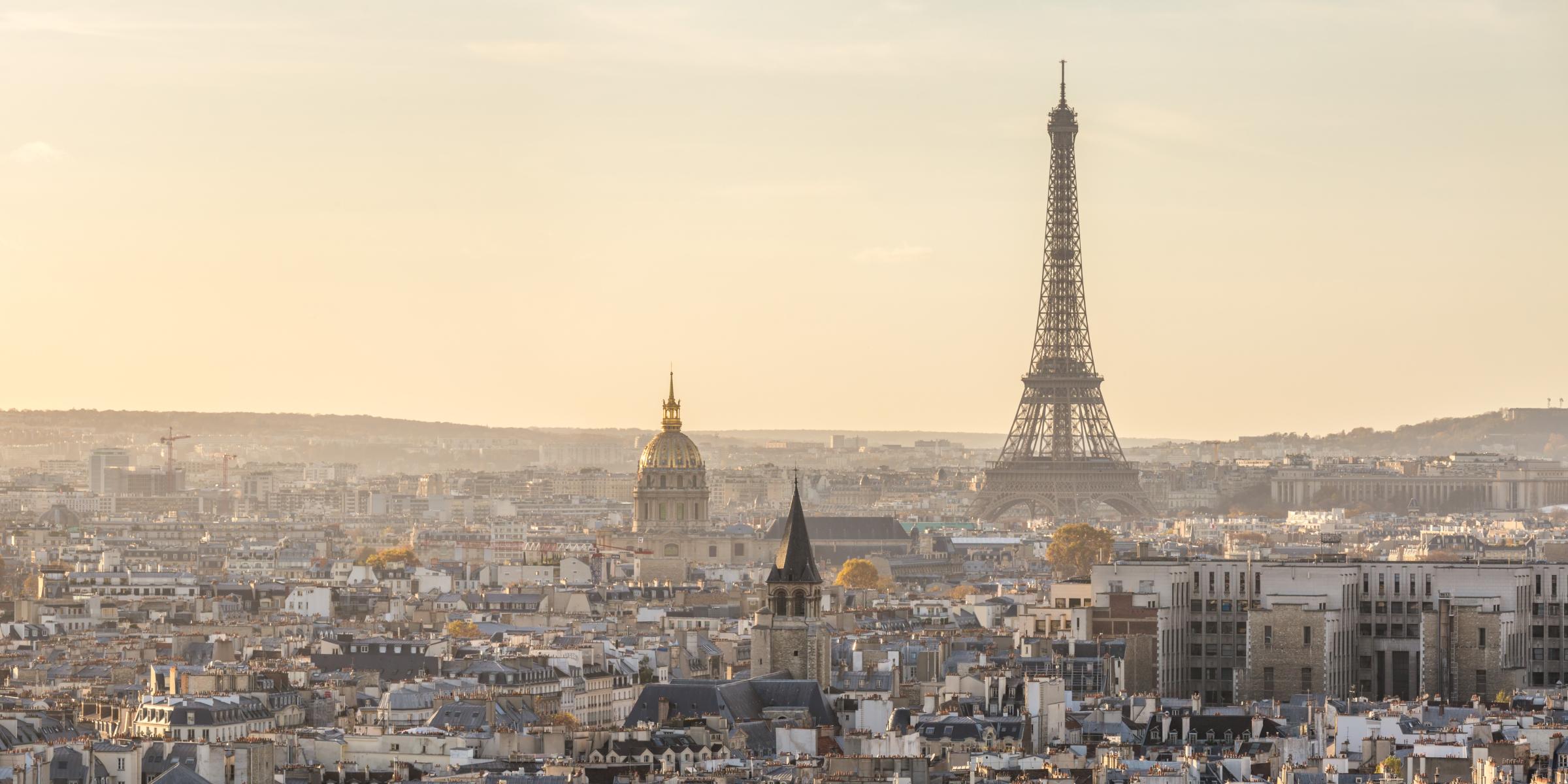 Panoramic of Eiffel tower and city of Paris