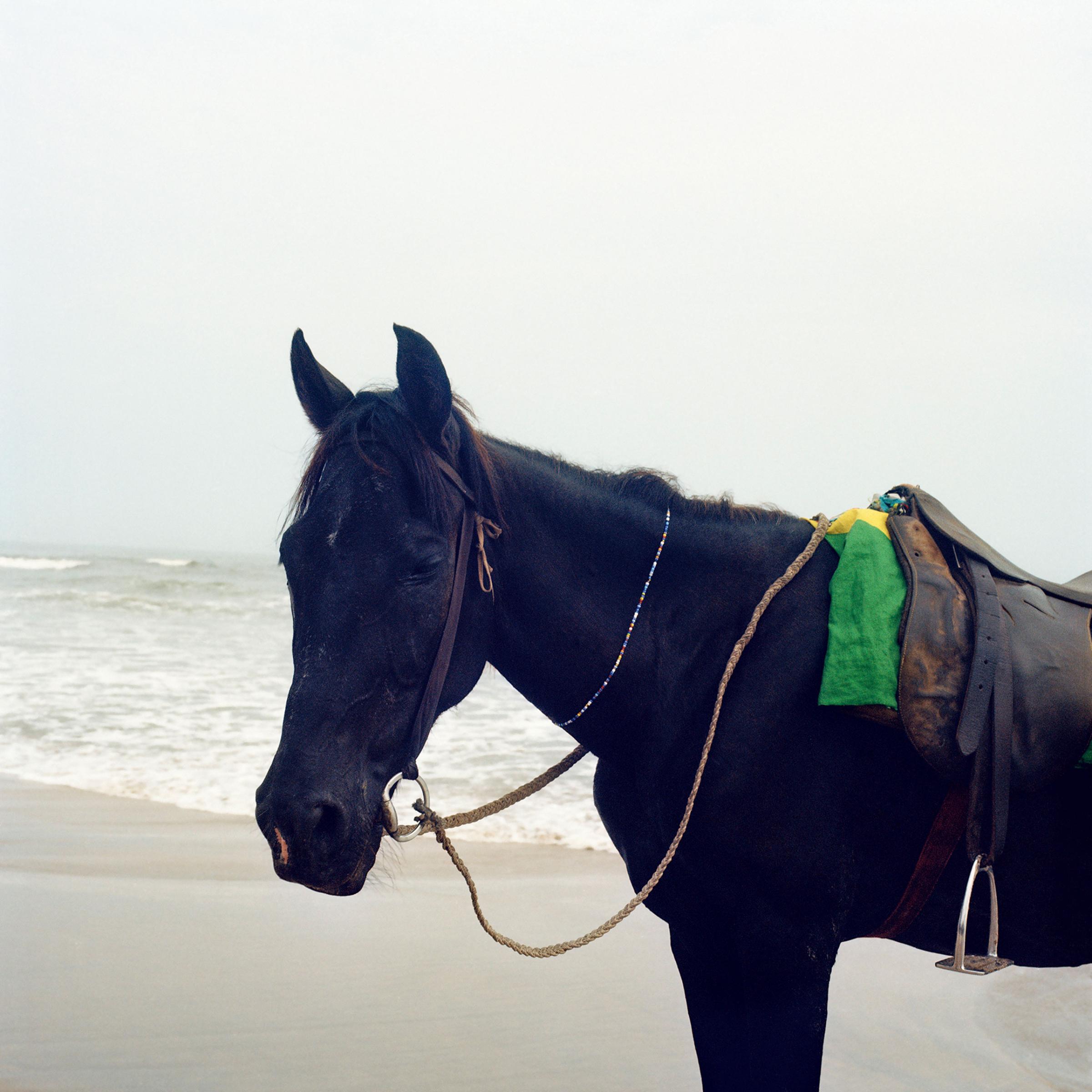 11-Mimi-Cherono-Ng-ok-Untitled-2014-black-horse-beach