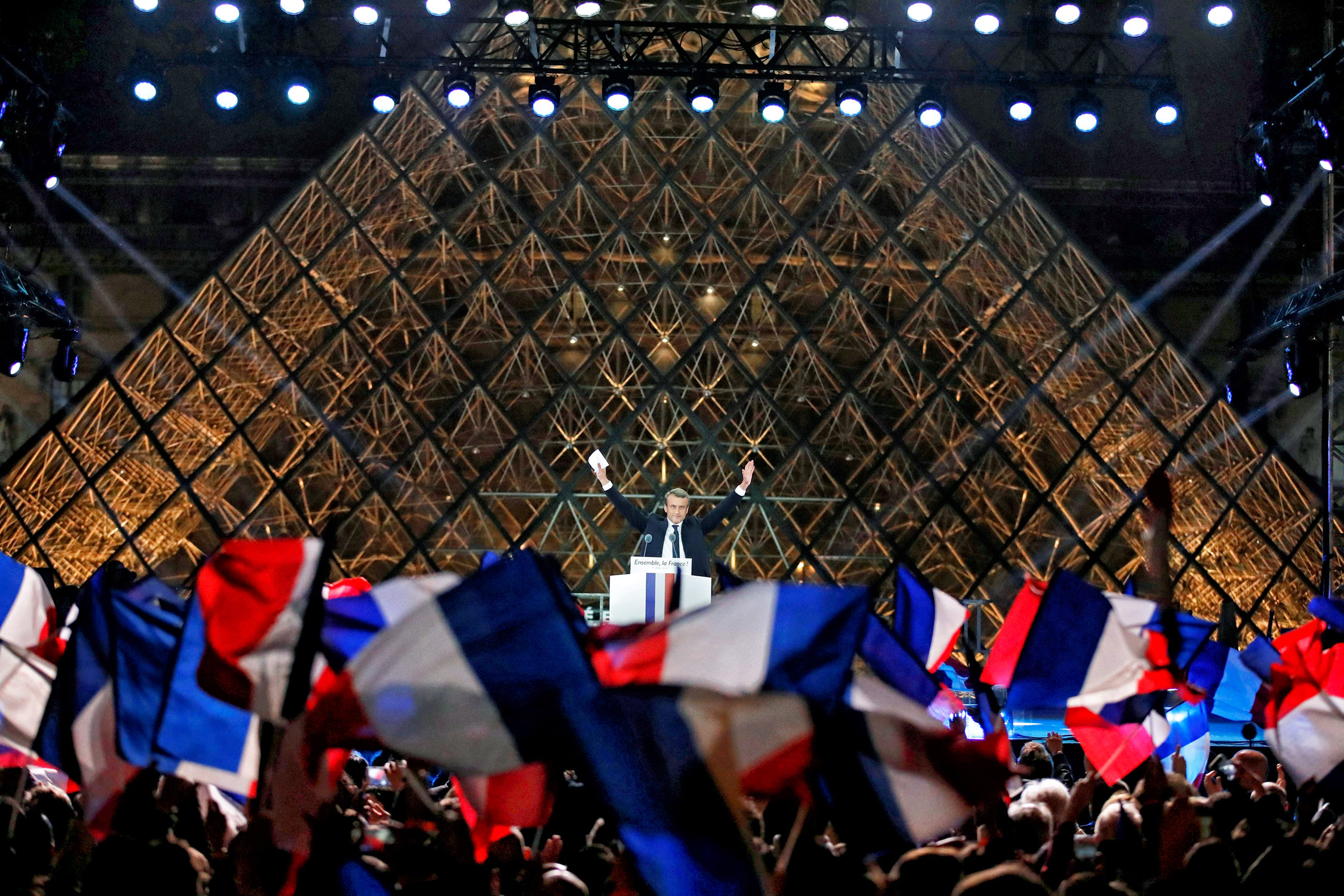 france-youngest-leader-since-napoleon-takes-stage-emmanuel-macron-christian-hartmann