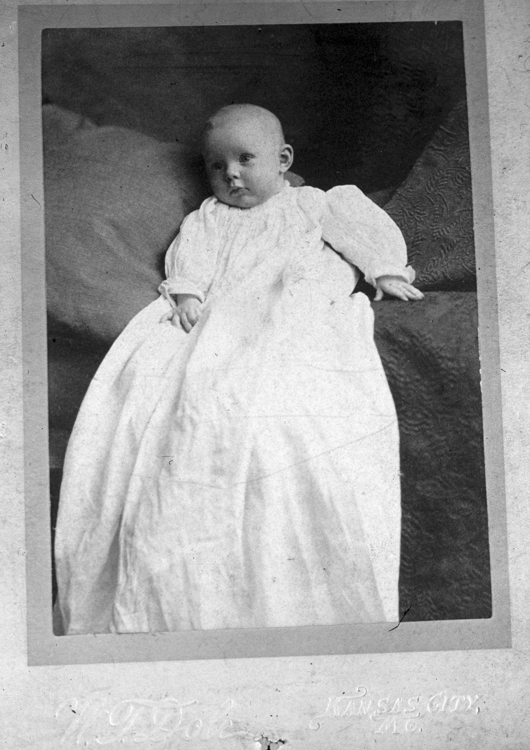 Baby picture of pilot Amelia Earhart, Indianapolis, Ind. 1897.