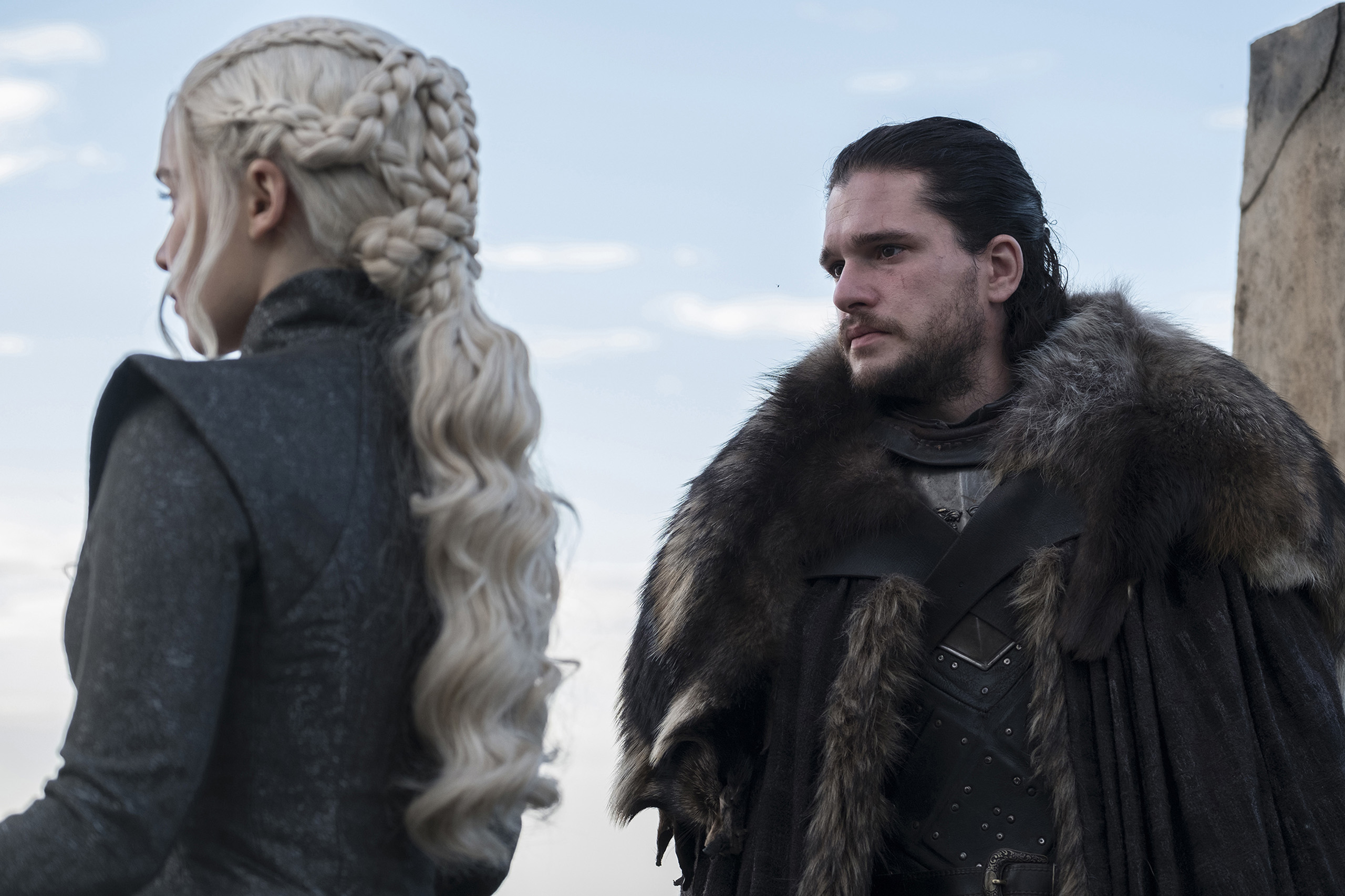 Emilia Clarke and Kit Harington in <em>Game of Thrones</em> (HBO)