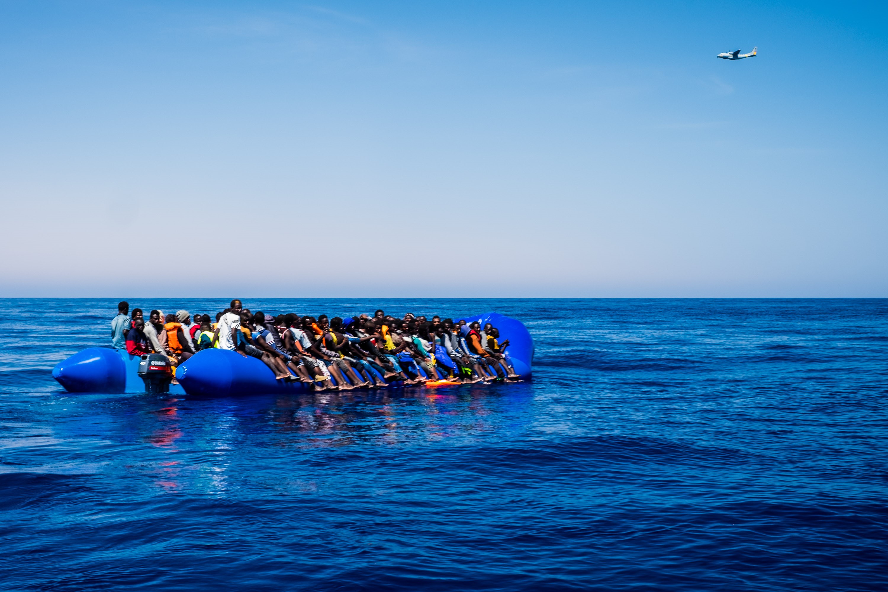 Spanish NGO boat rescues 420 migrants close to Libyan coast